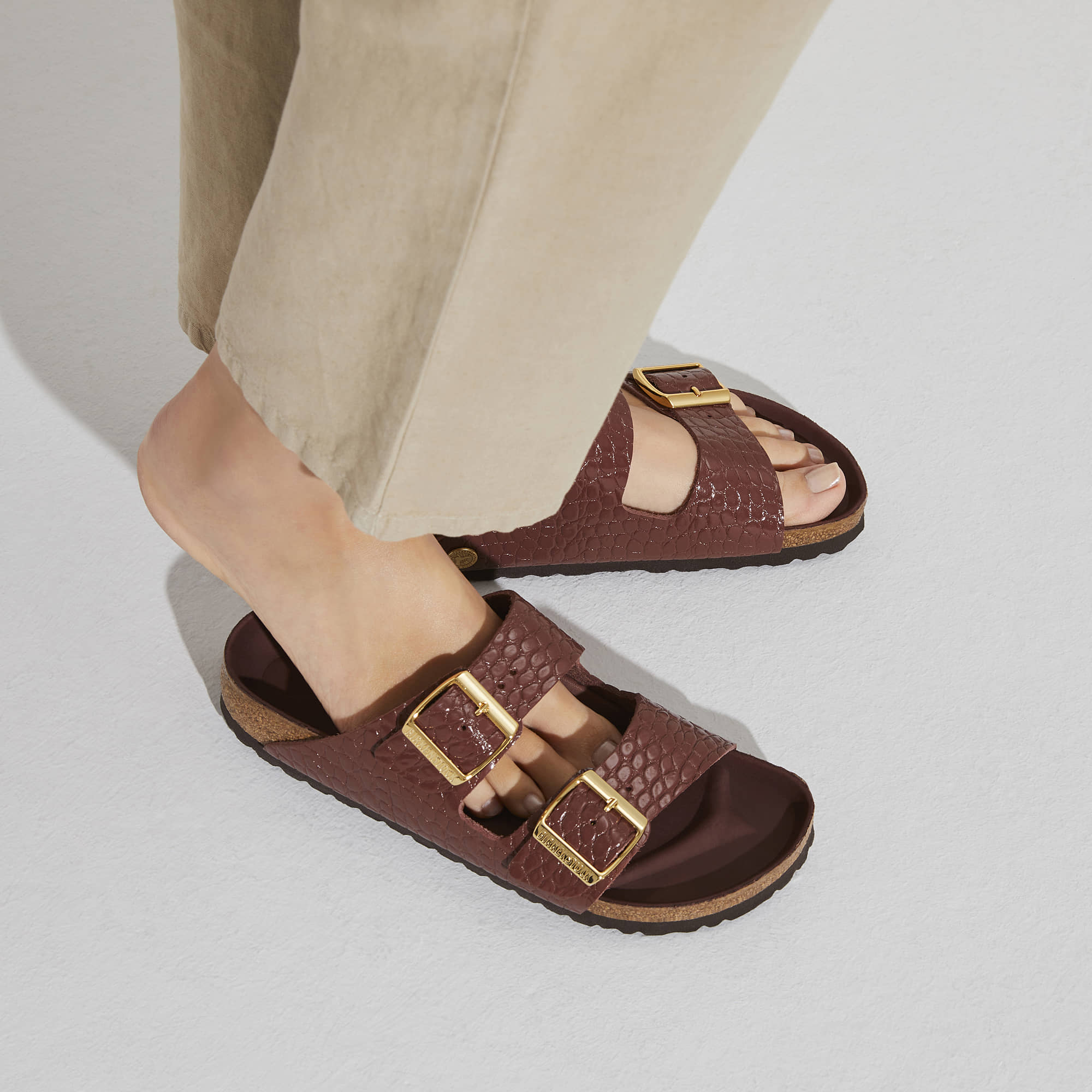 Arizona Rivet Logo Embossed Natural Leather、mySite、gtrtttuynbv