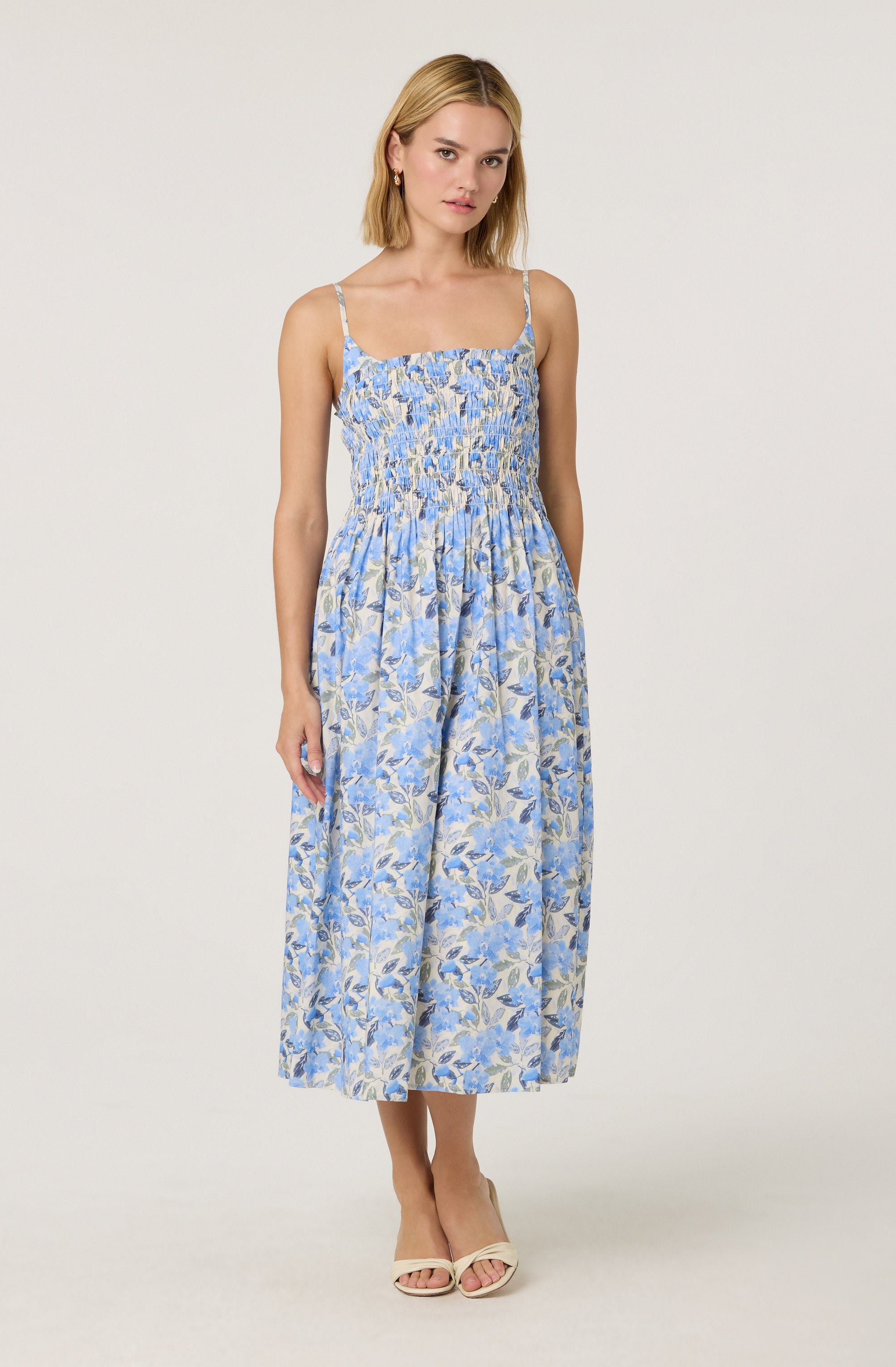 Smocked Floral Midi Dress、mySite、solidvoid