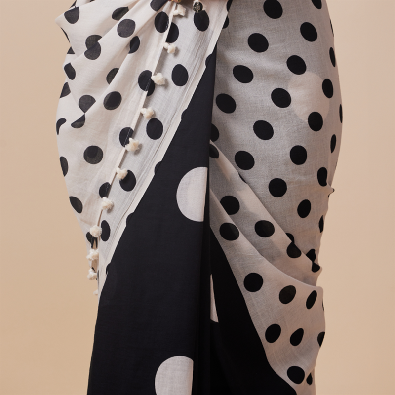 Linen Solid Saree with Blouse | Polka Dots | Ivory、mySite、camillekostekn