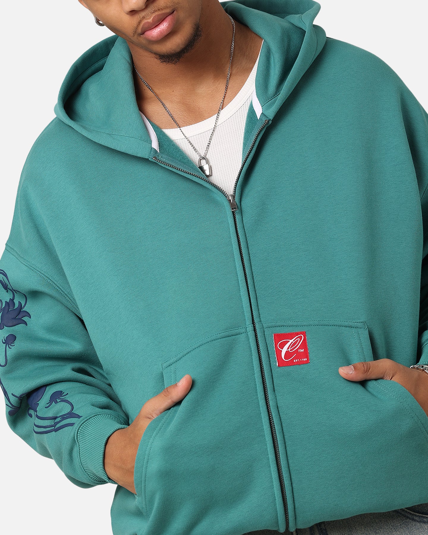 {product_title} - {shop_name}