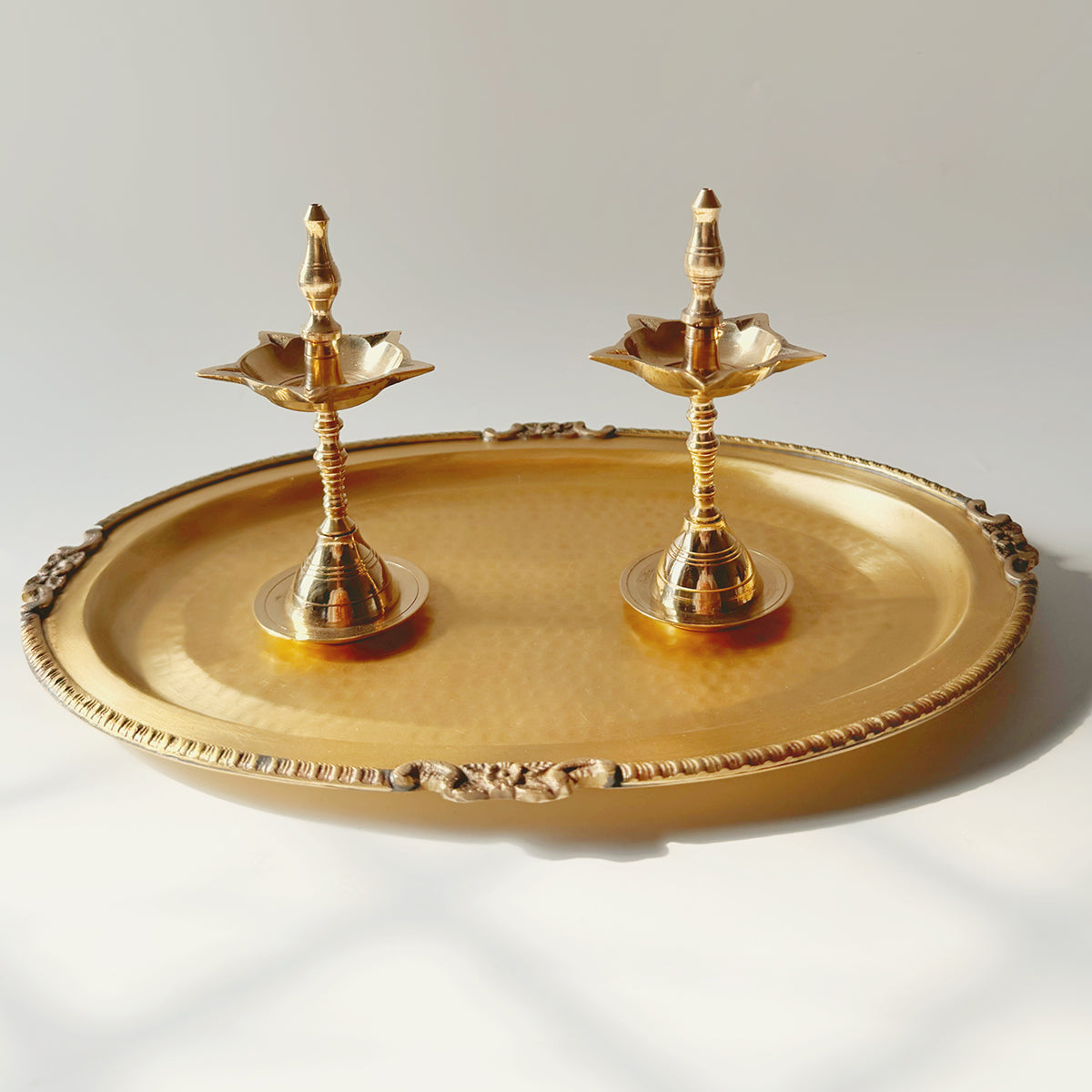 Brass Serving Tray Hammered | Gold | 10 inches、mySite、camillekostekn