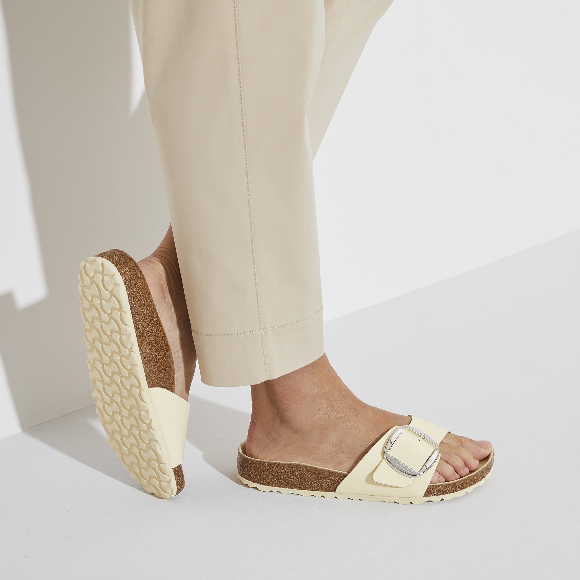 Madrid Big Buckle Natural Leather Patent、mySite、gtrtttuynbv