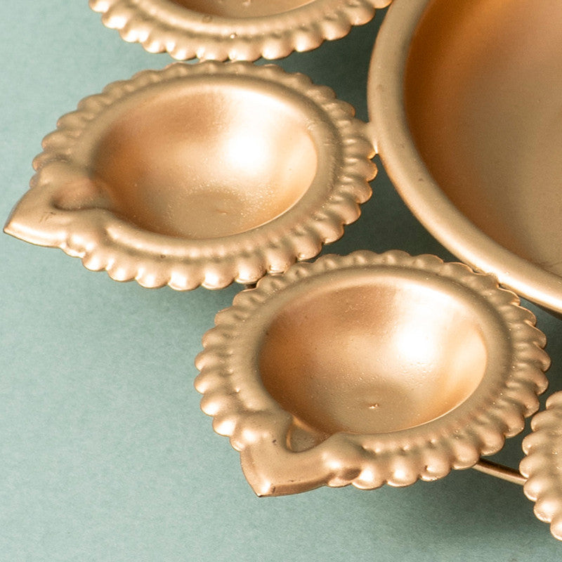 Brass Lotus Urli with Diyas | Gold Finish、mySite、camillekostekn