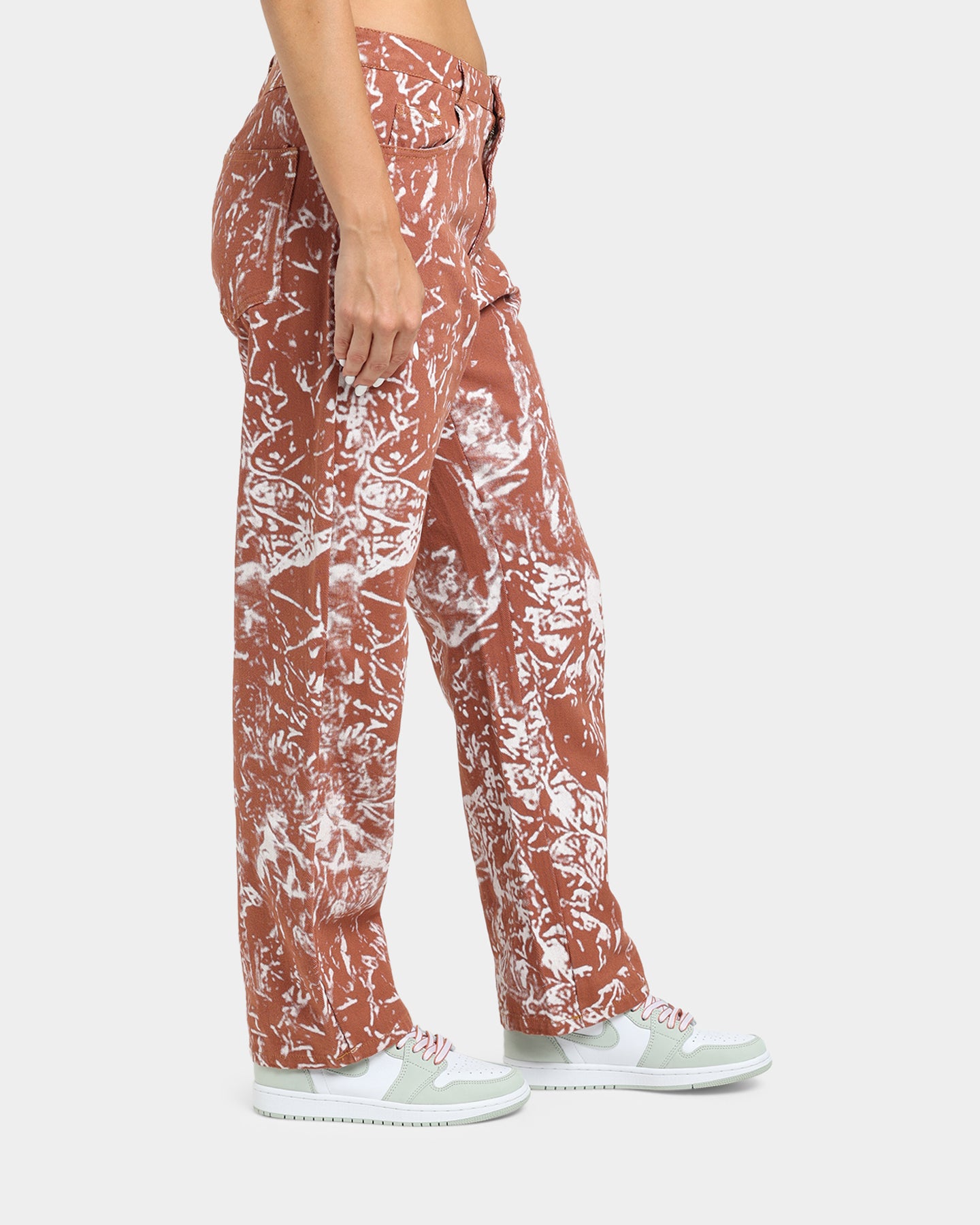 {product_title} - {shop_name}