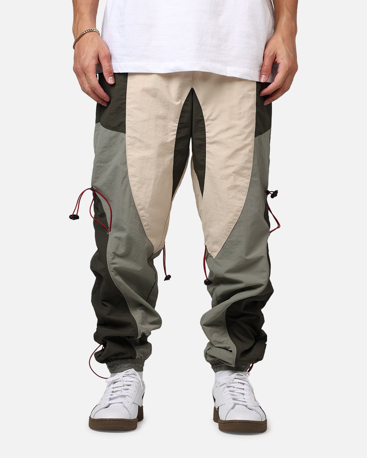 {product_title} - {shop_name}