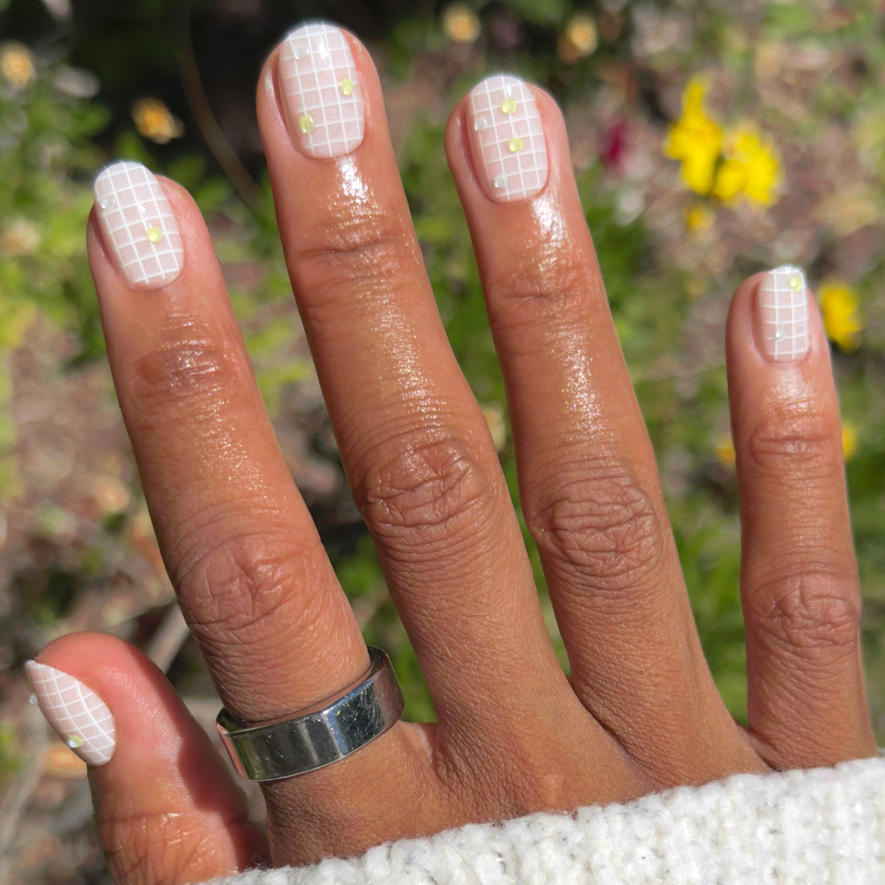 Nothing But Net - Press-On | Extra Short | Round、mySite、solidvoid