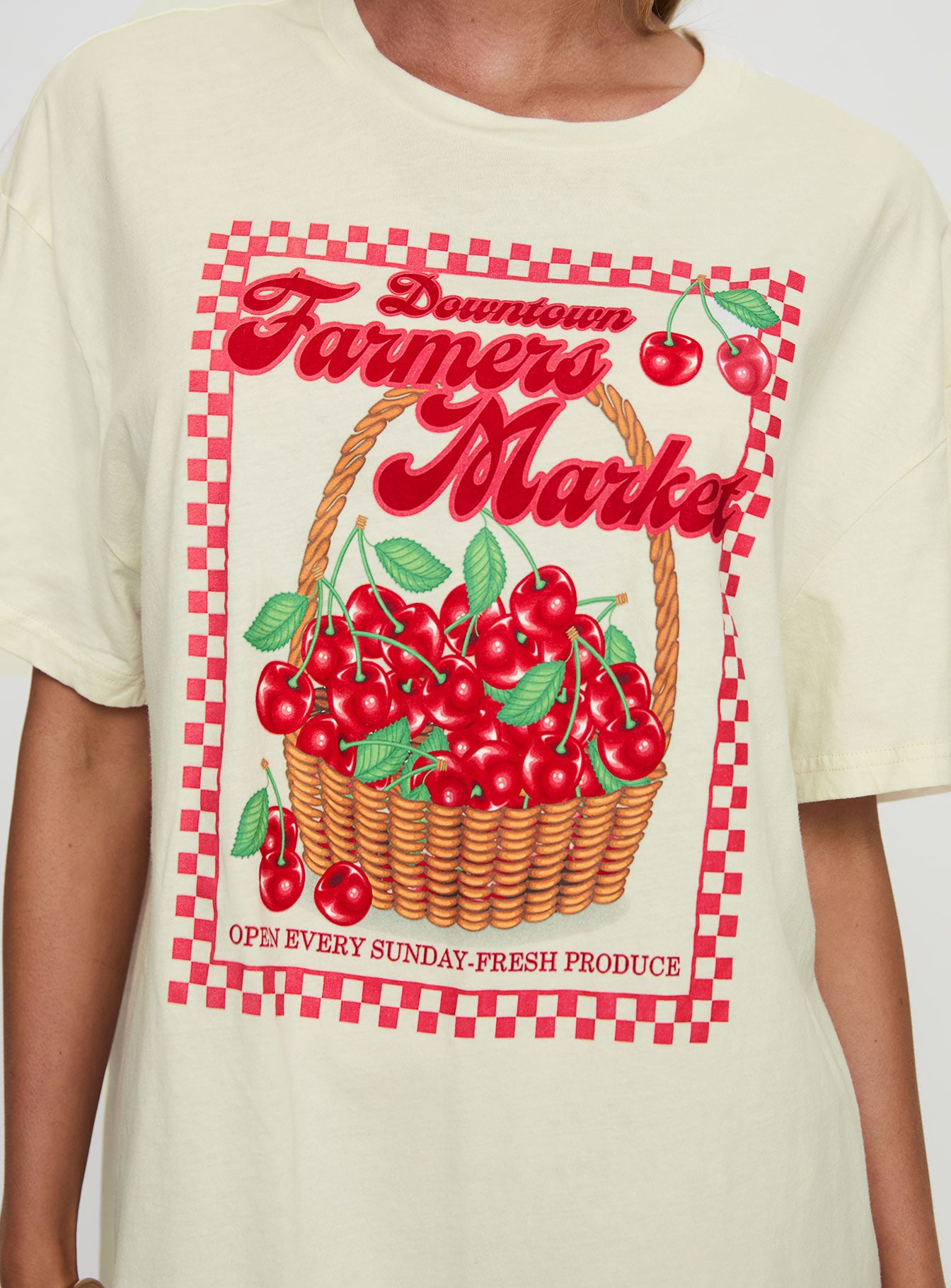 Downtown Markets Top White、mySite、solidvoid