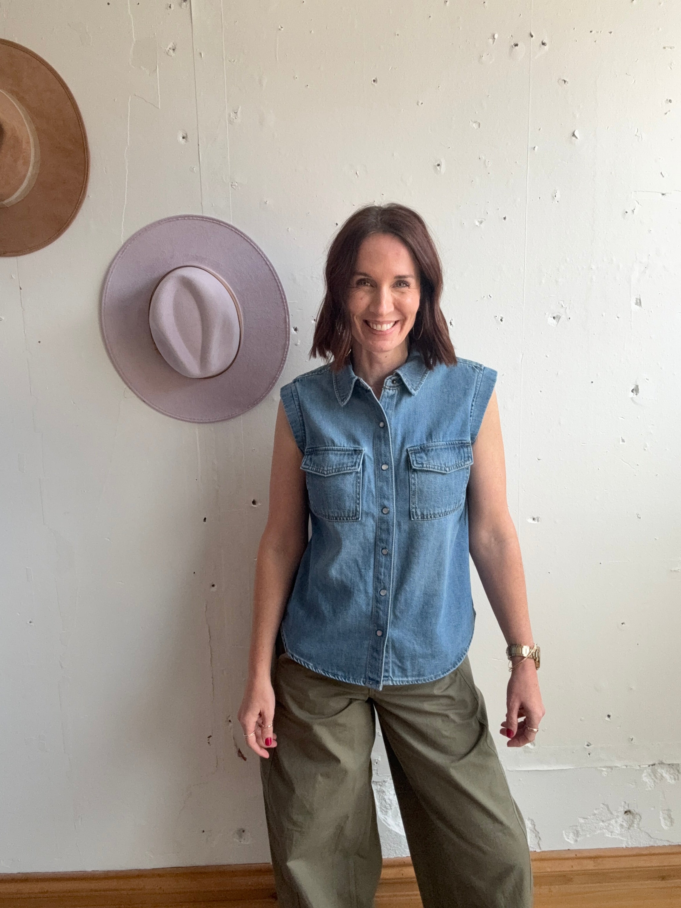 Liverpool Sleeveless Shirt with Pockets、mySite、garagedoors4me