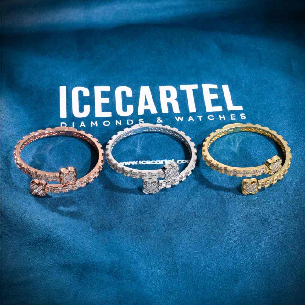 Floral Baguette Moissanite Bangle Bracelet 14K Gold、mySite、hinf8tx79