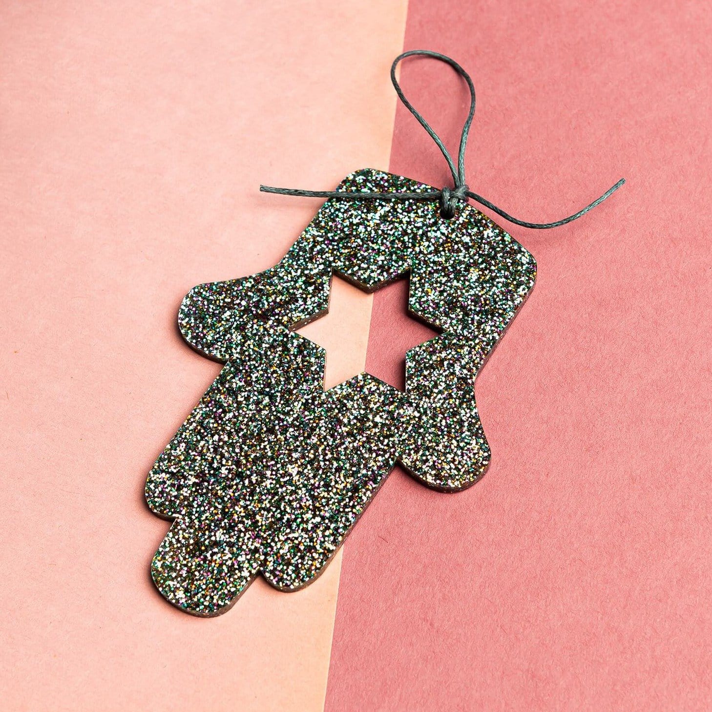 Petite Wall Hamsa with Magen - Multi Glitter、mySite、topwebapps