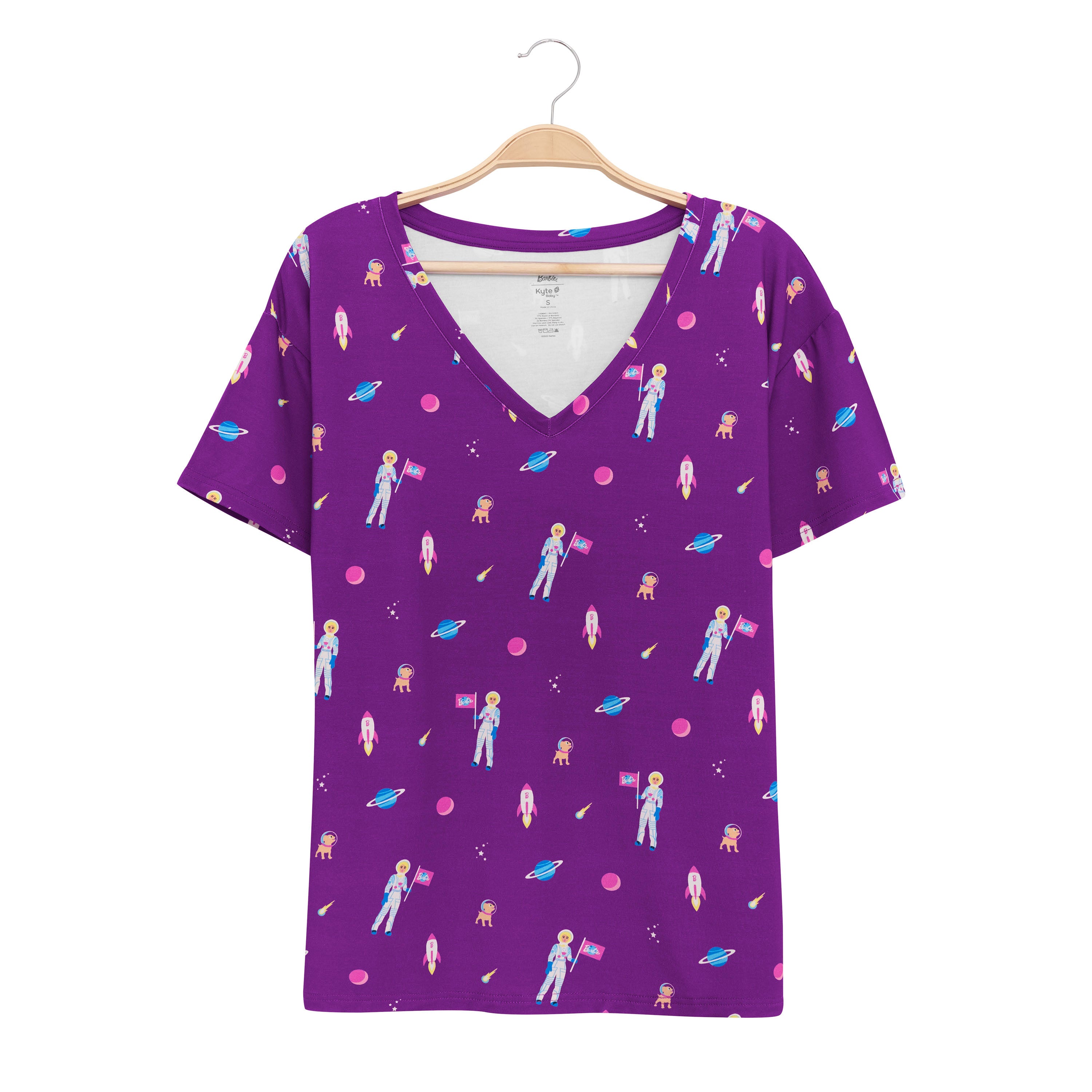  Women’s Relaxed Fit V-Neck in Barbie™ Astronaut、mySite、layawaytickets