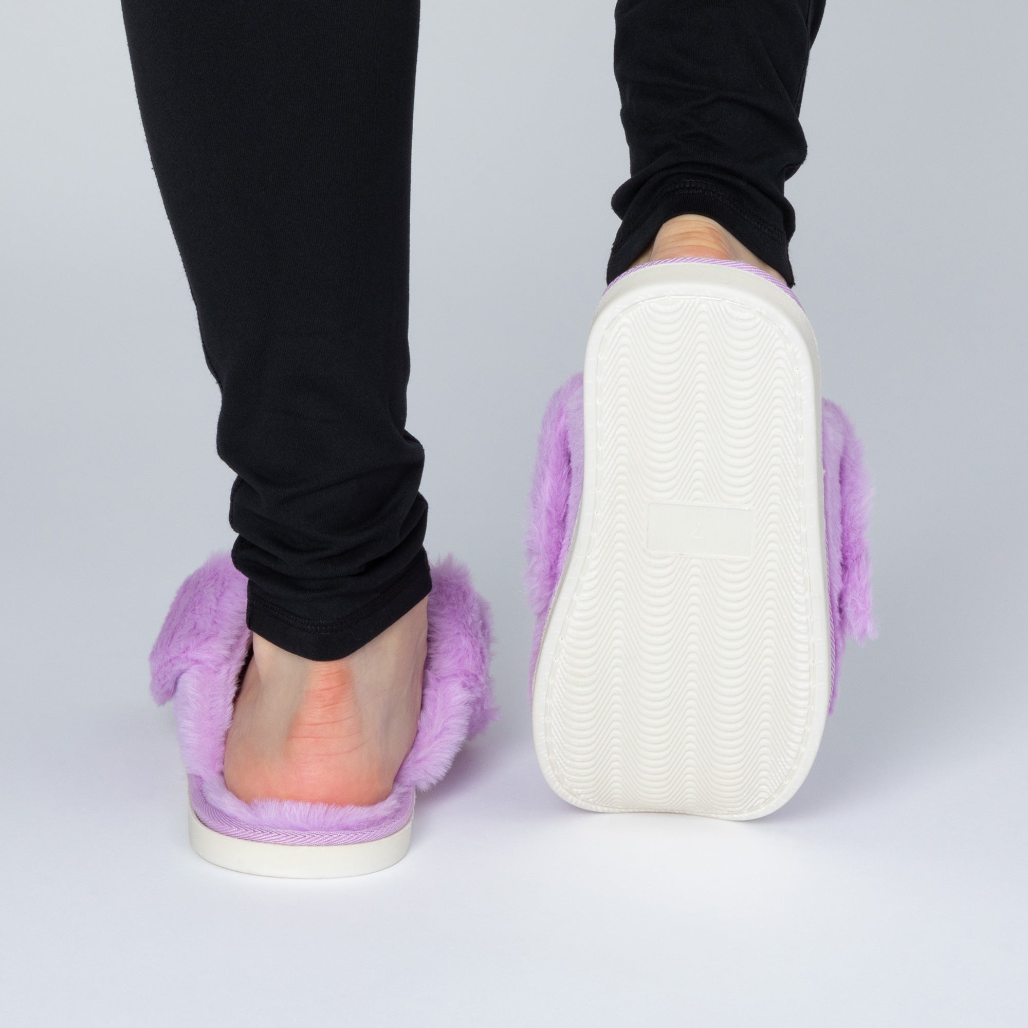 Floppy Ear Dog Fuzzy Slippers、mySite、camillekostekn