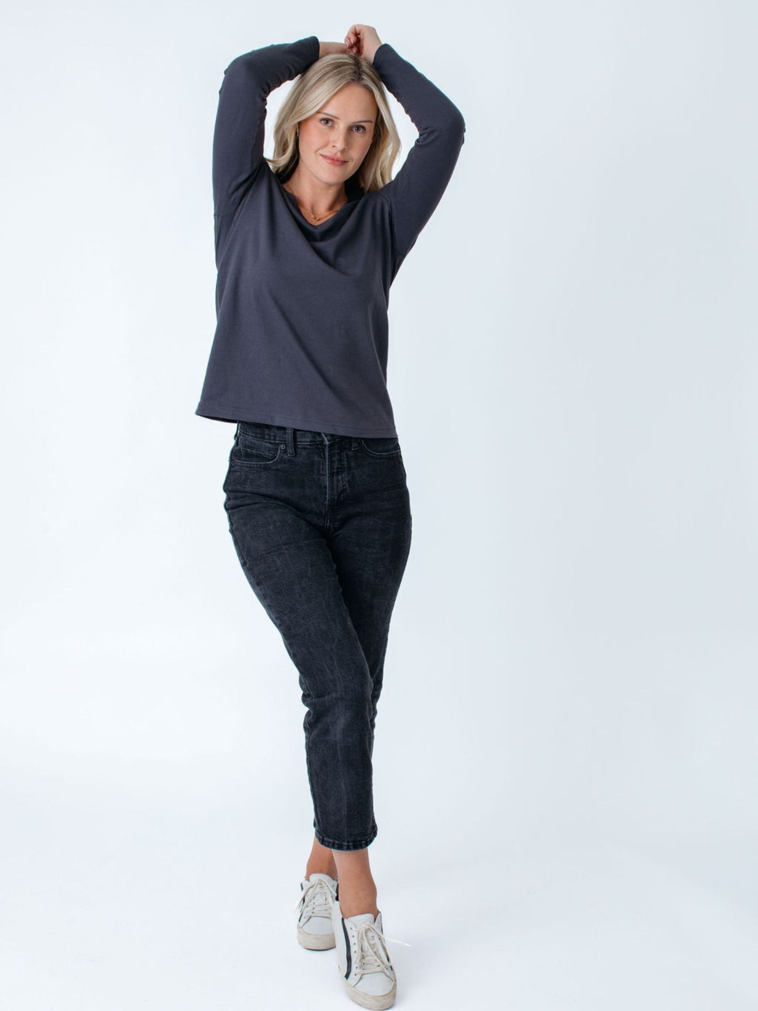  Women's Vintage Black Long Sleeve V-Neck、mySite、ghnorth