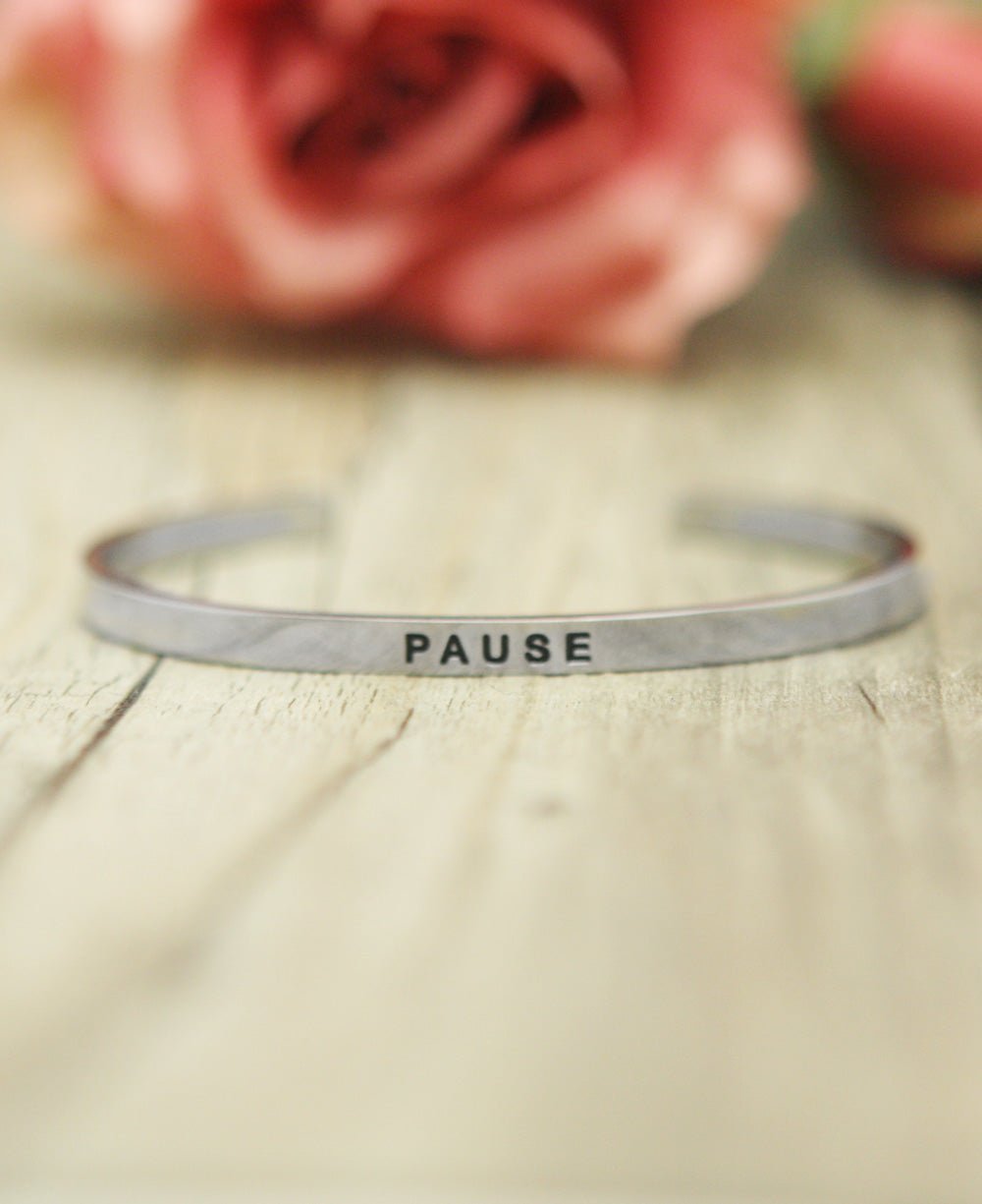 Inspirational Engraved Cuff Bracelet, Pause、mySite、topwebapps