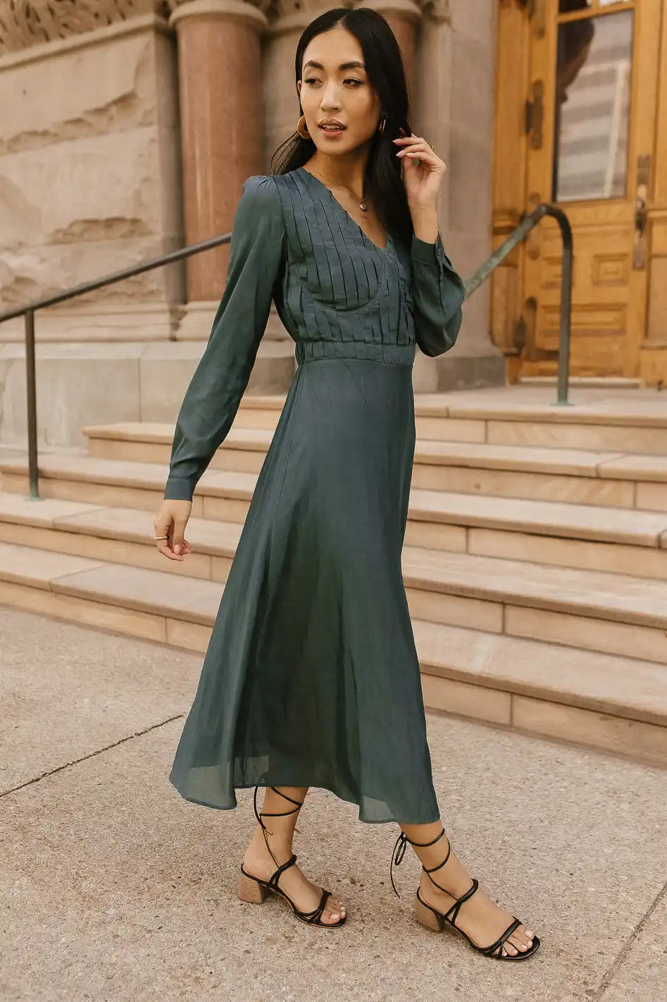 {product_title} - {shop_name}