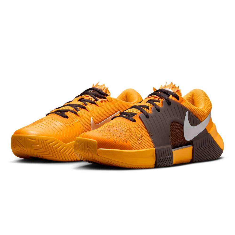 Nike Zoom GP Challenge 1 Osaka Women's Tennis Shoe (Sundial/Metallic Silver)