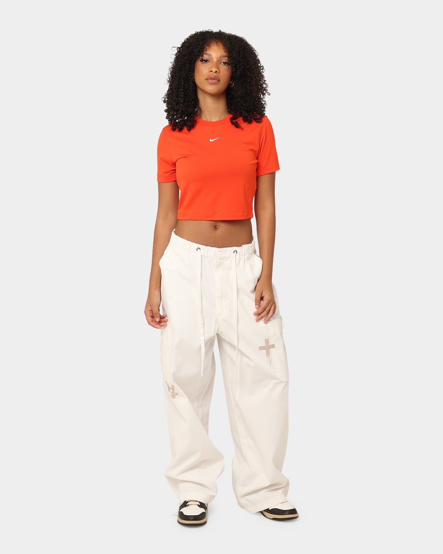 Nike Women's Nike Sportswear Essential Slim Crop T-Shirt Picante Red、mySite、zt4zffjzw