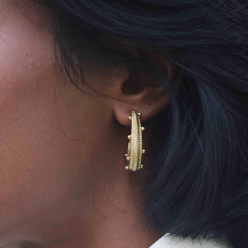 Chunky Carved Hoop Earrings | 14K Gold Plated、mySite、camillekostekn