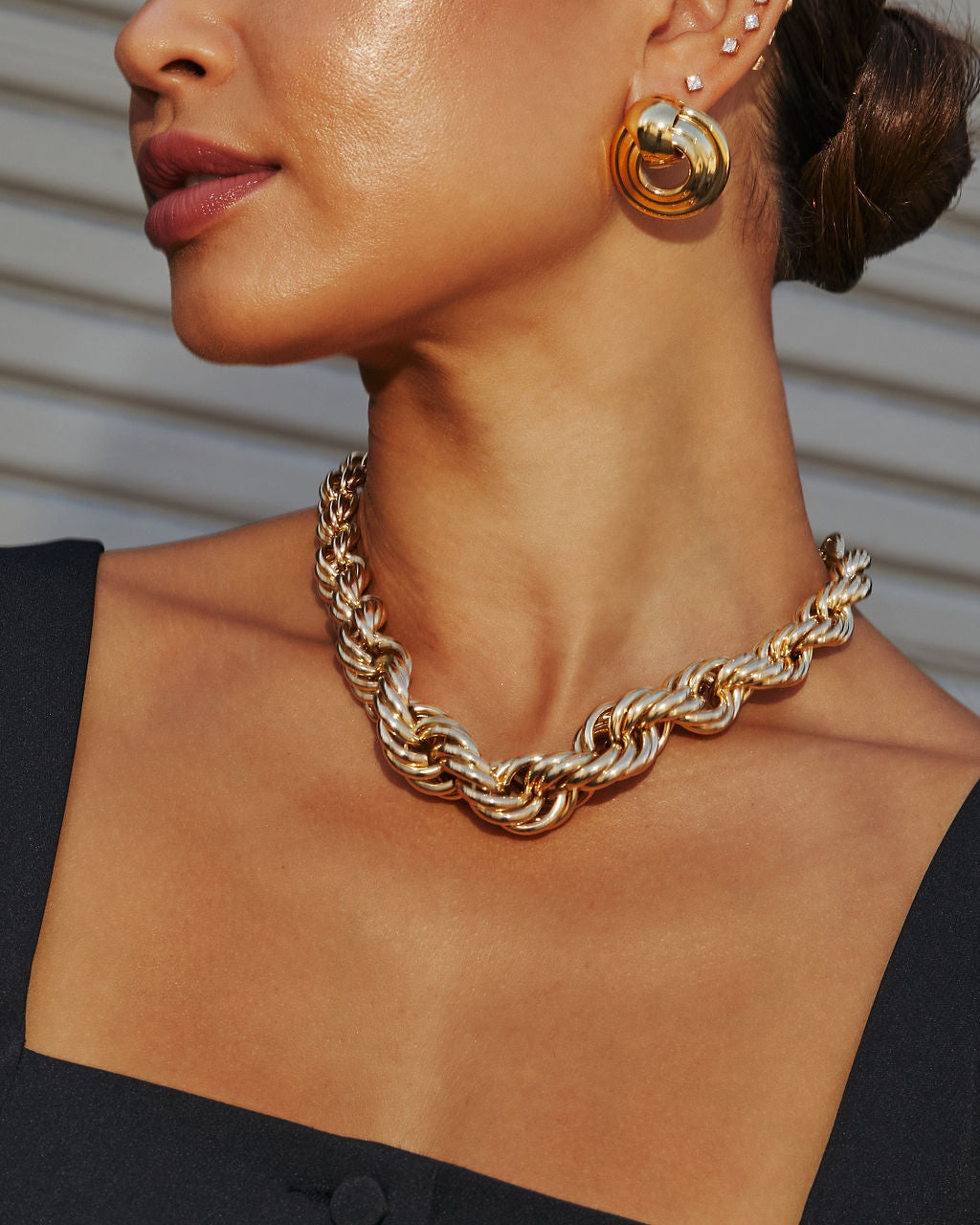 {product_title} - {shop_name}