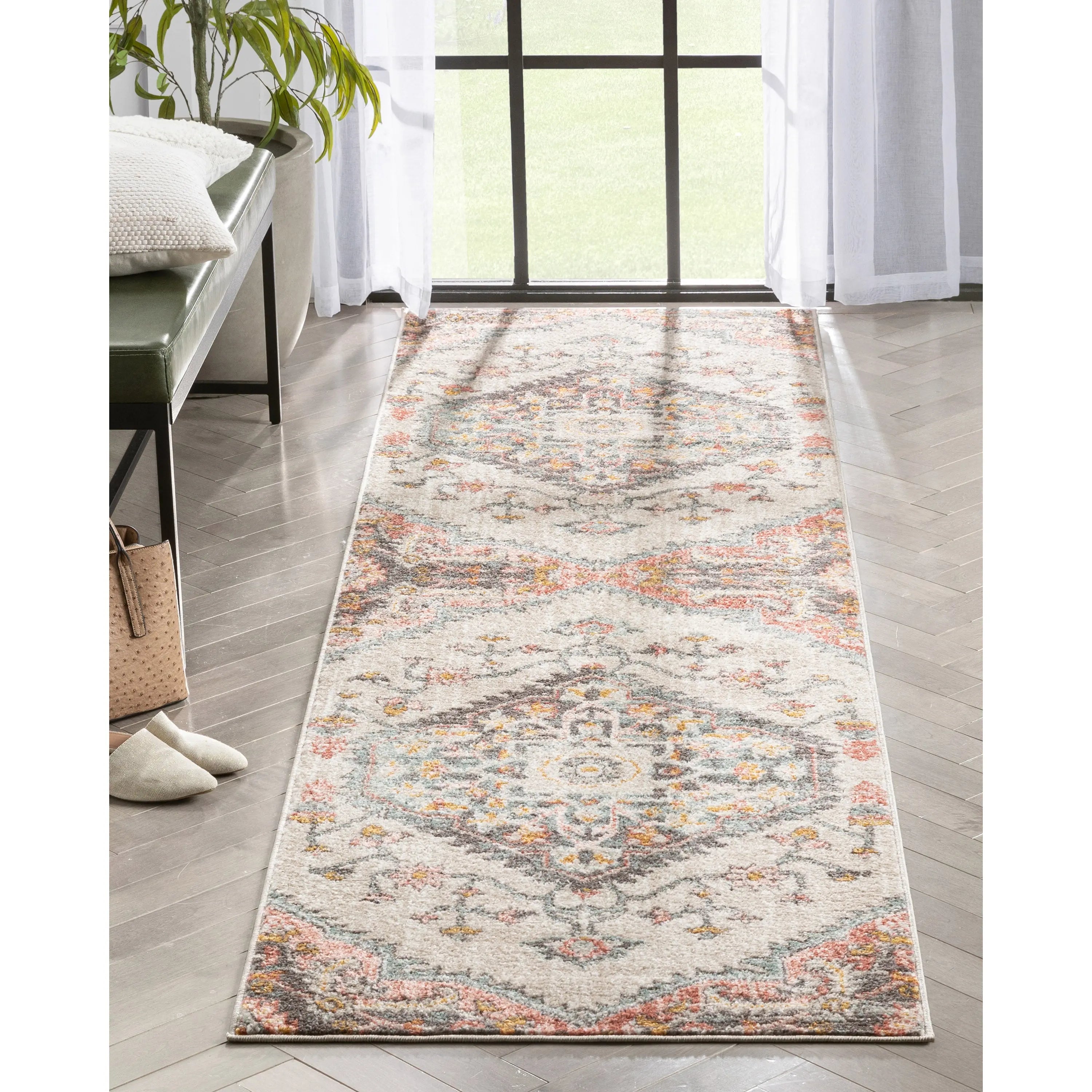 Gwendolyn Blush Bohemian Oriental Medallion Rug、mySite、gigharbornorthrealestate