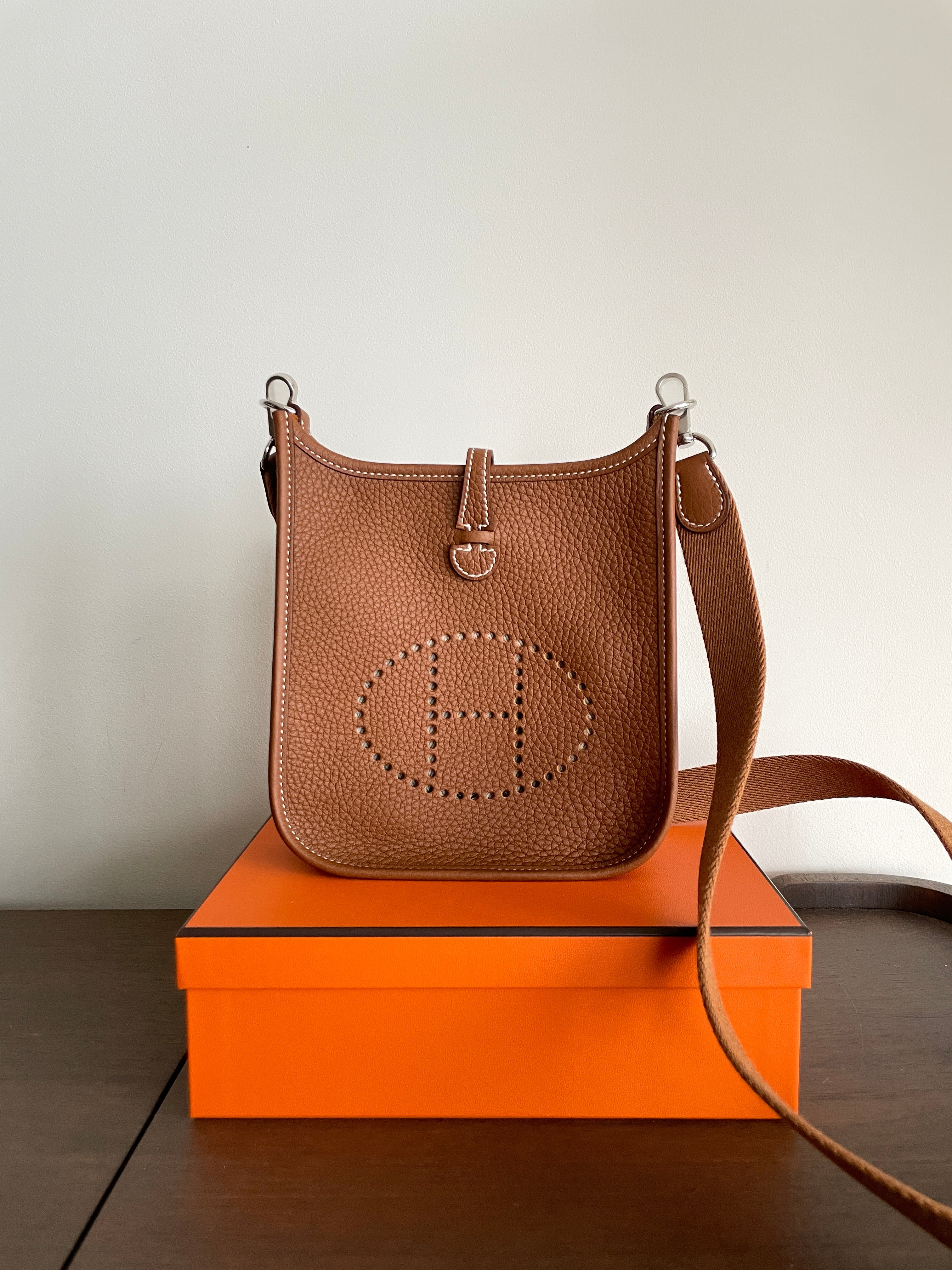 Hermès Mini Evelyne 16 Leather Bag Gold Clemence PHW、mySite、garminoutage.com