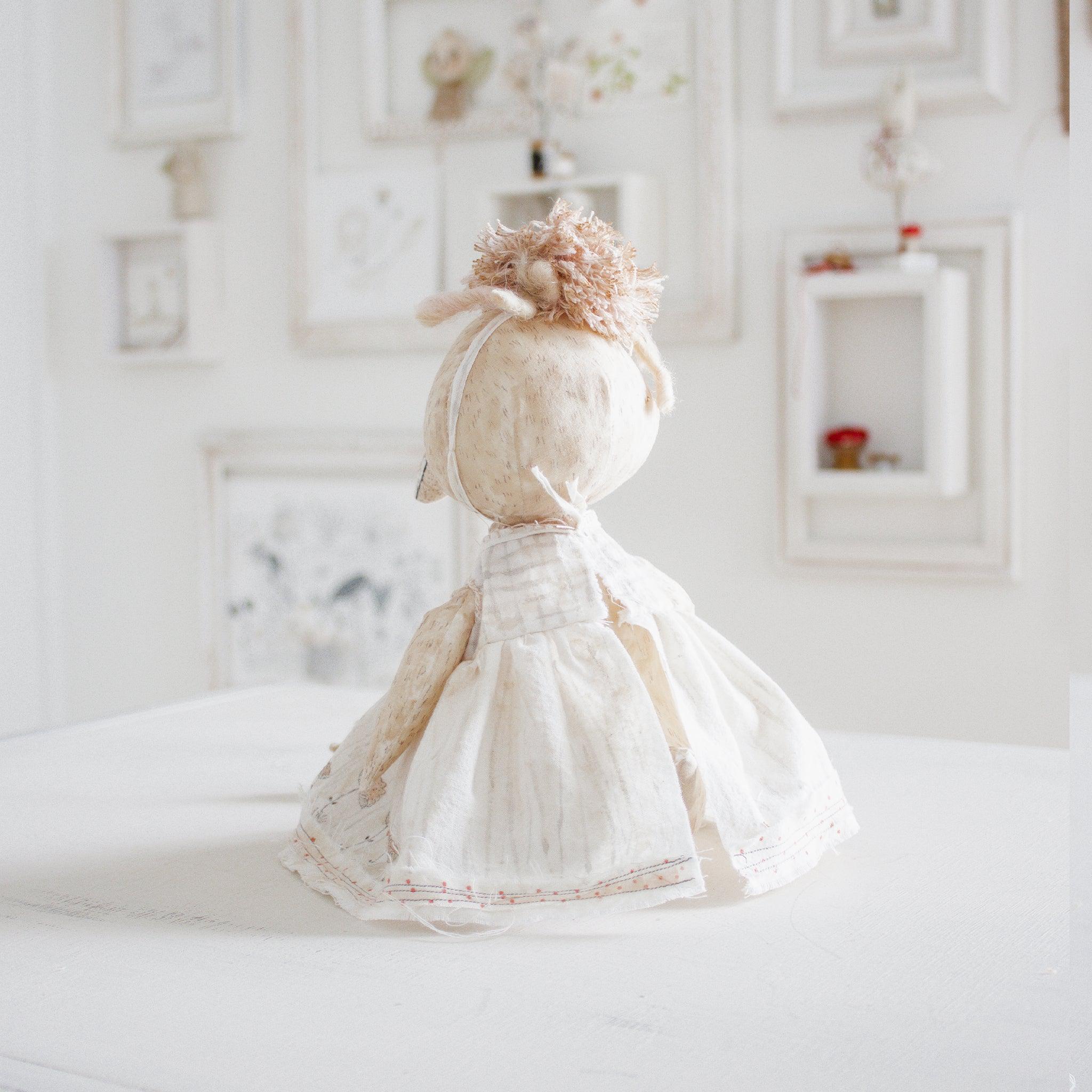 RETIRED - Hutch Studio Original -Lula Lady Bird、mySite、g9winljtr