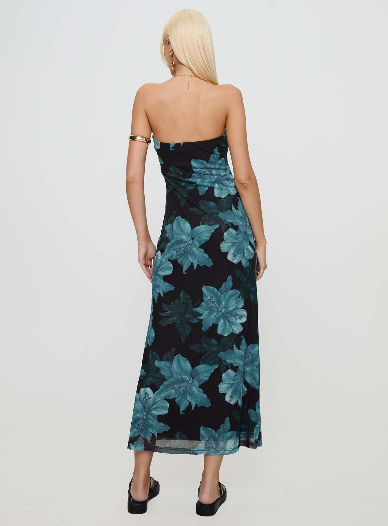Celik Maxi Dress Black / Blue Floral、mySite、solidvoid