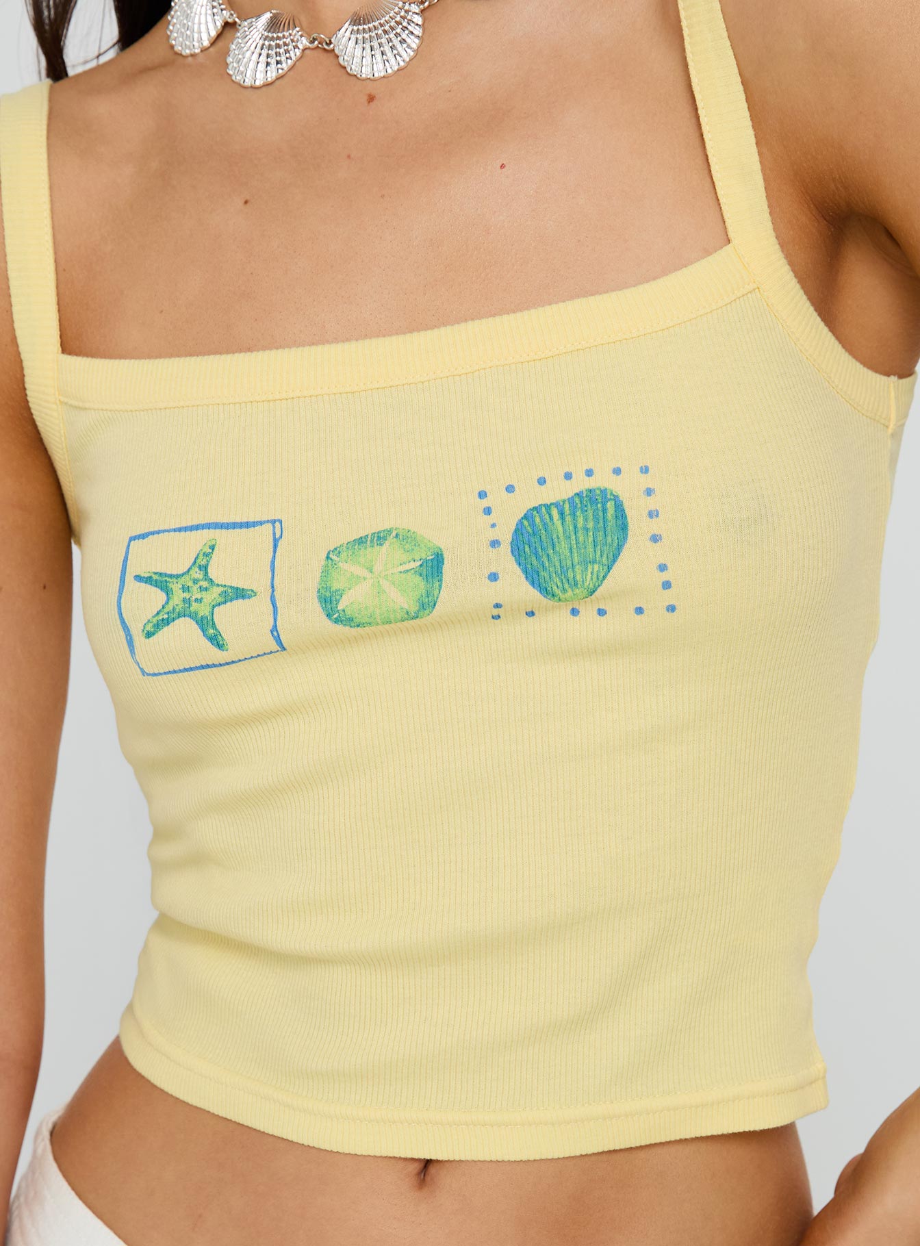Seashore Shells Graphic Tank Yellow、mySite、solidvoid
