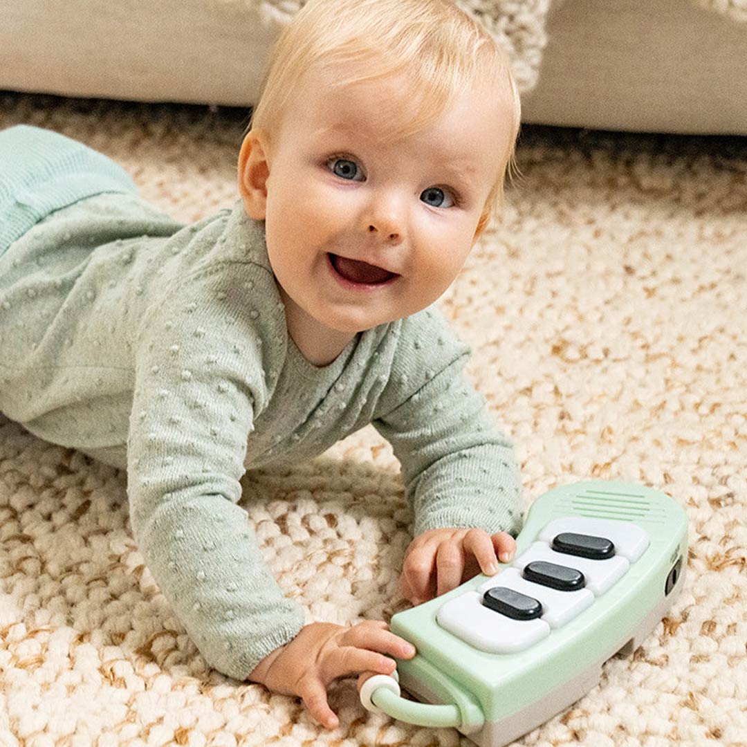  Outlet - Tiny Love Stationary Activity Center - Black & White、mySite、merchandisen