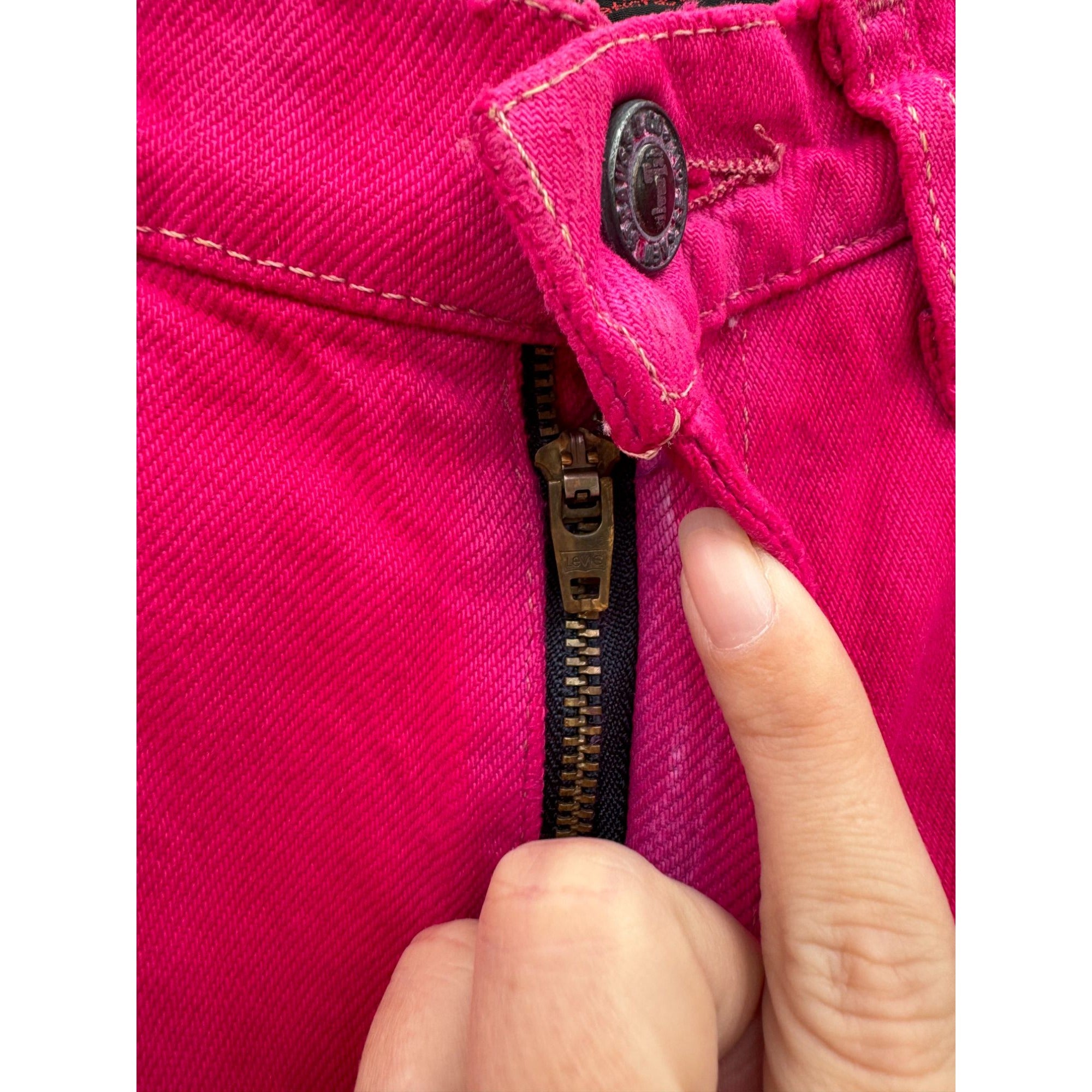 91' Levi's silverTab Loose Fit Hot Pink Cut Off Raw Hem Jean Shorts 30、mySite、garagedoors4me