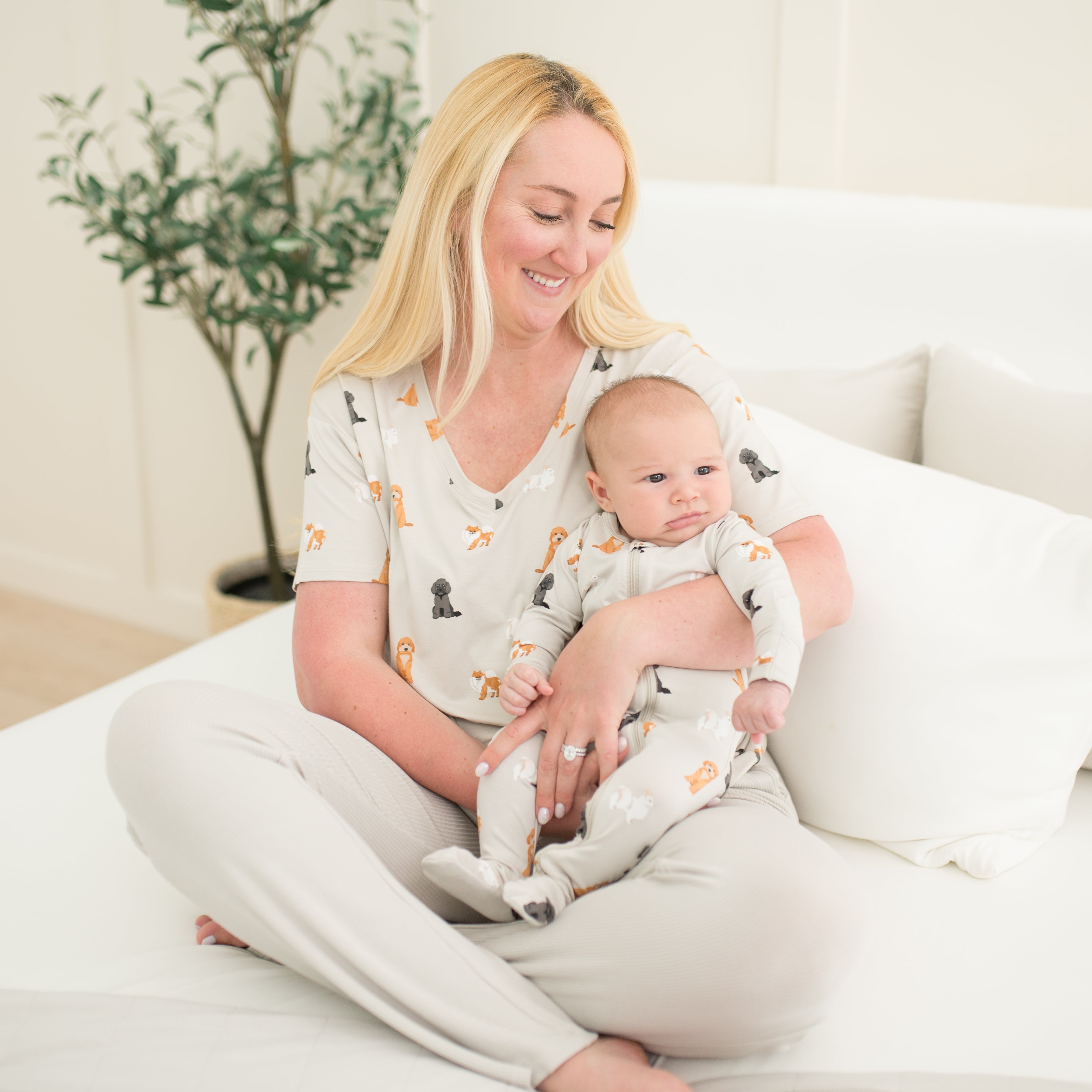  Zippered Footie in Fluffy Dog、mySite、layawaytickets