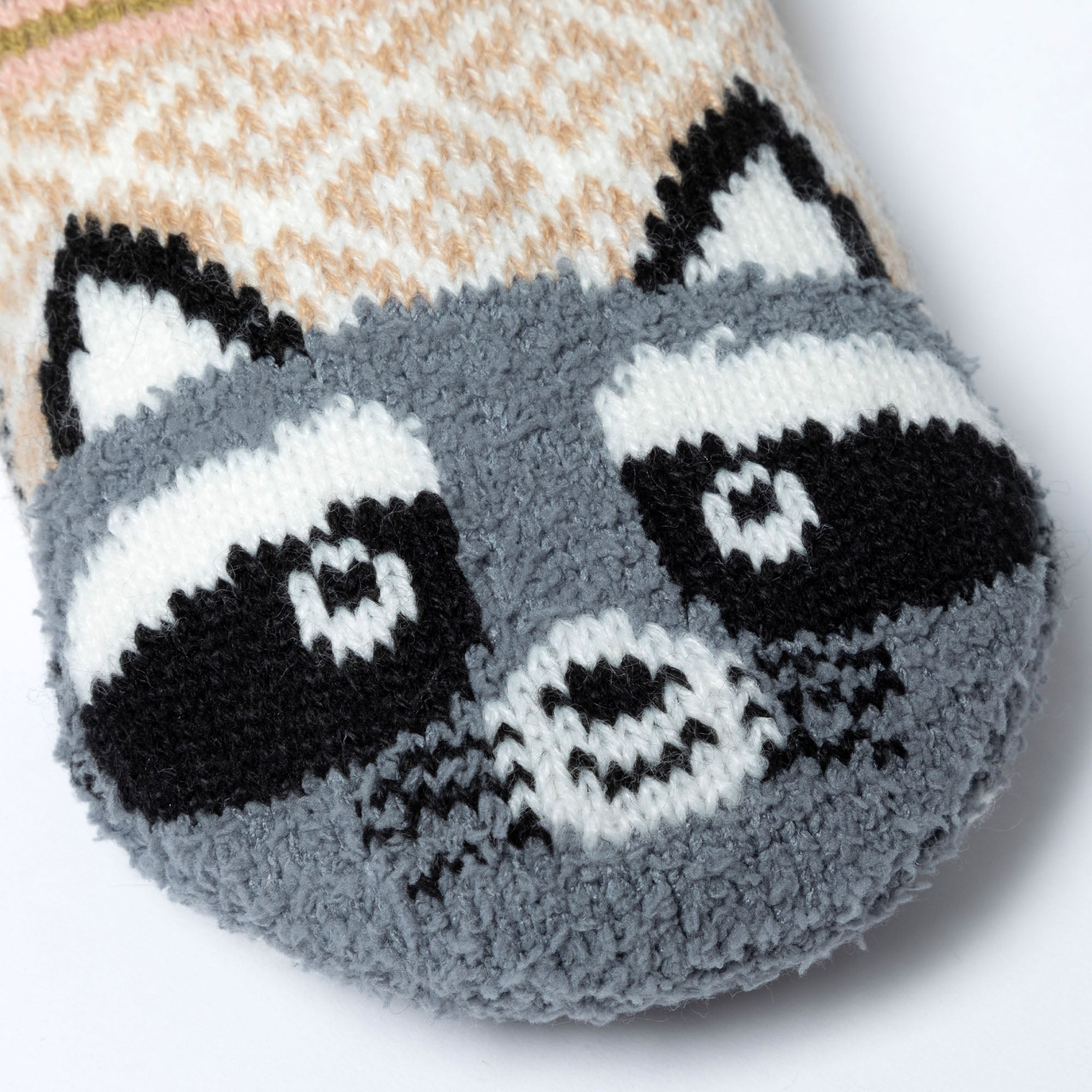 Charming Critter Cuffed Slipper Socks、mySite、camillekostekn