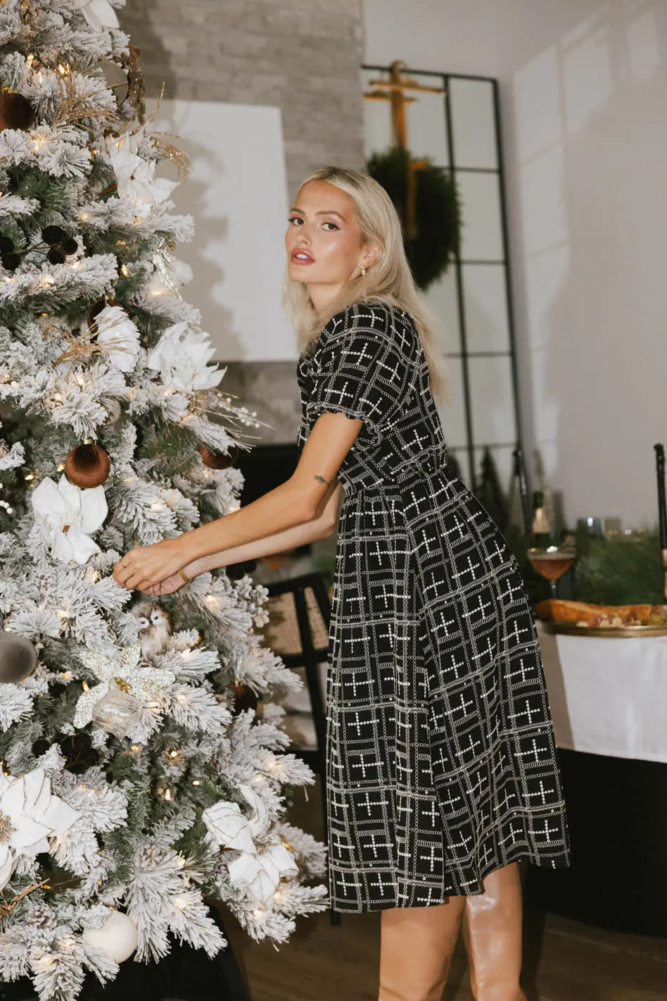 {product_title} - {shop_name}