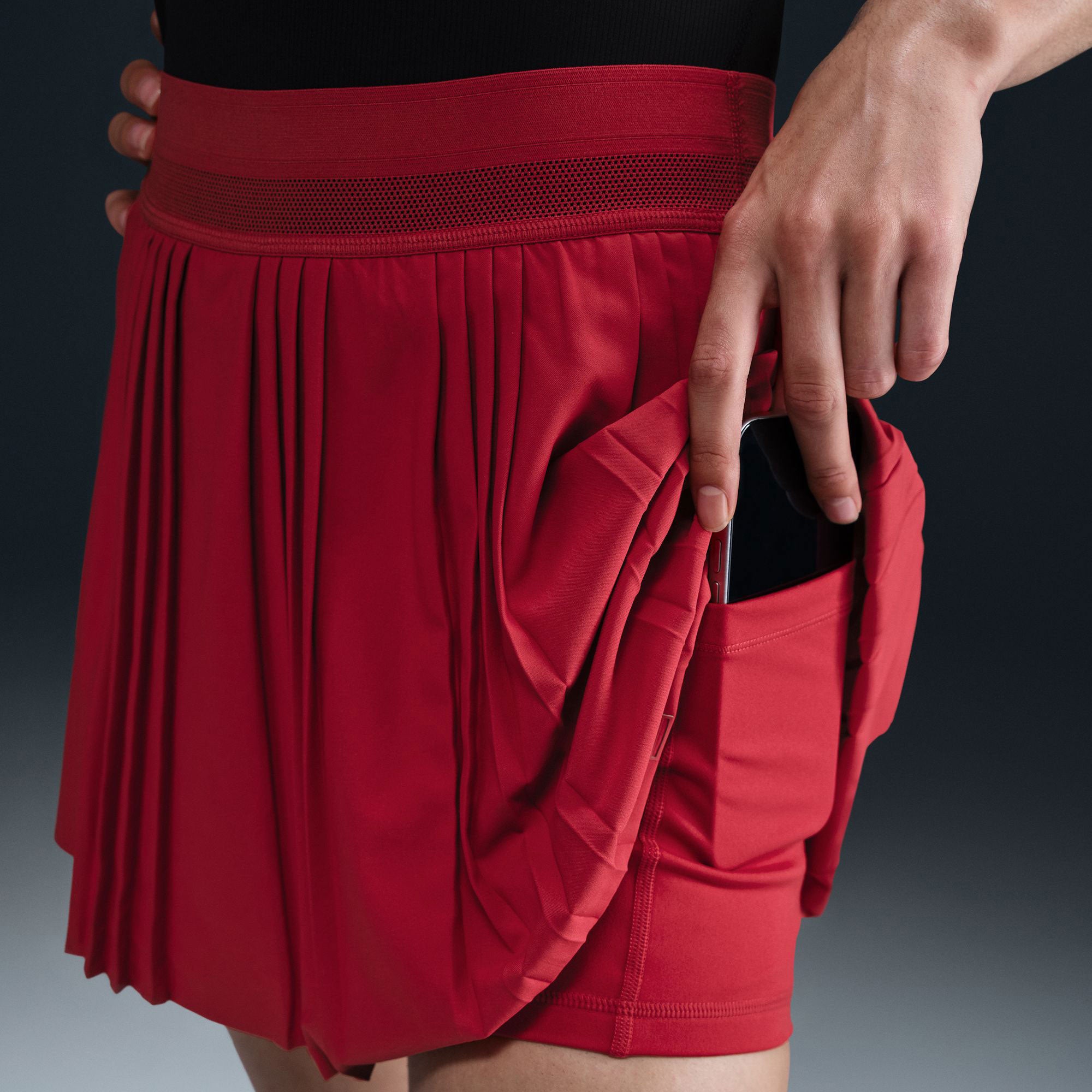 NikeCourt Advantage Women's Dri-FIT High-Waisted Pleated Tennis Skirt