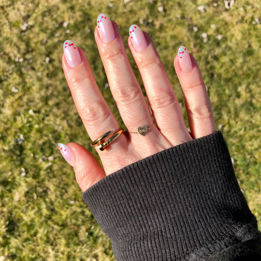 Cherry French - Press-On | Medium | Oval、mySite、solidvoid