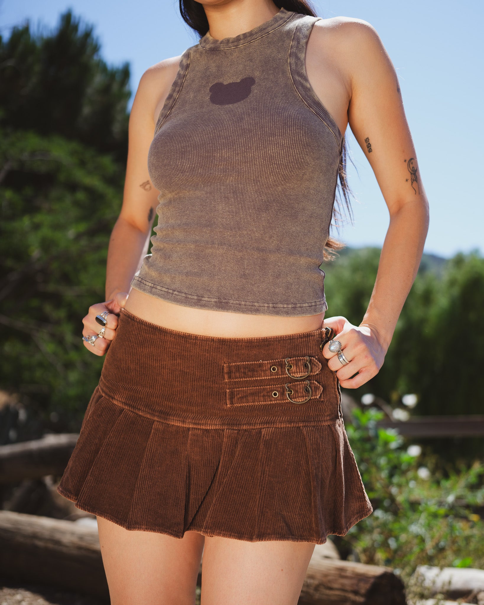 {product_title} - {shop_name}