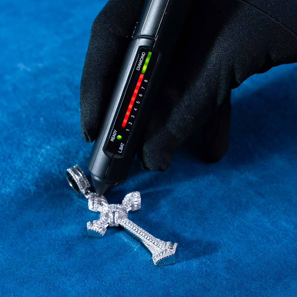 Moissanite Wrapped Cross Pendant 14K Gold、mySite、hinf8tx79