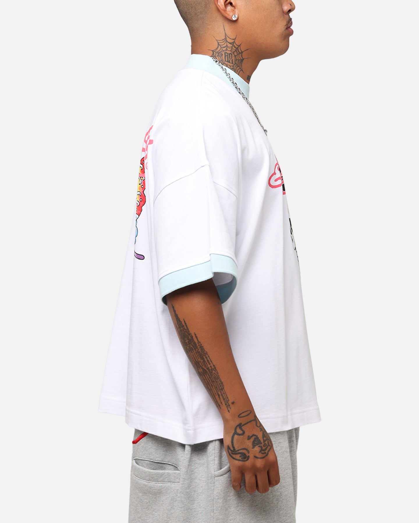 {product_title} - {shop_name}