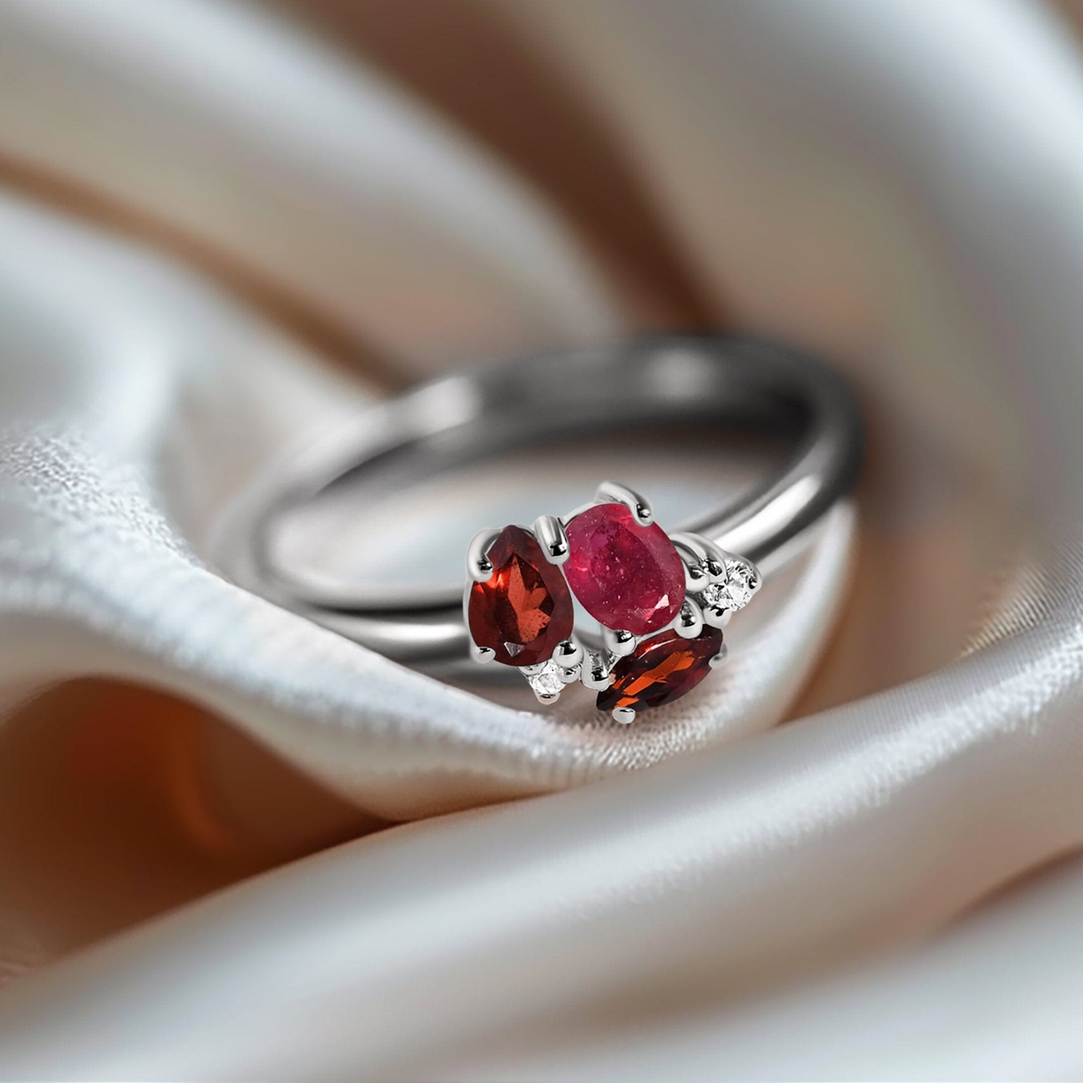 Ruby Garnet Ring - Orion、mySite、hinf8tx79