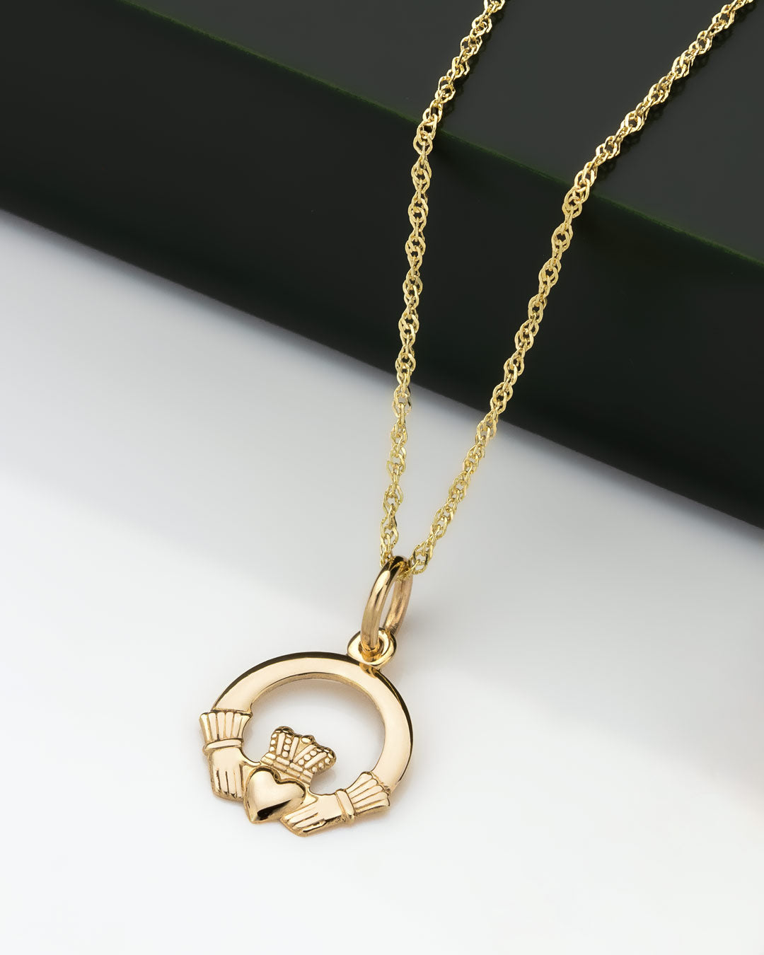 Tiny Gold Claddagh Pendant、mySite、botmansion