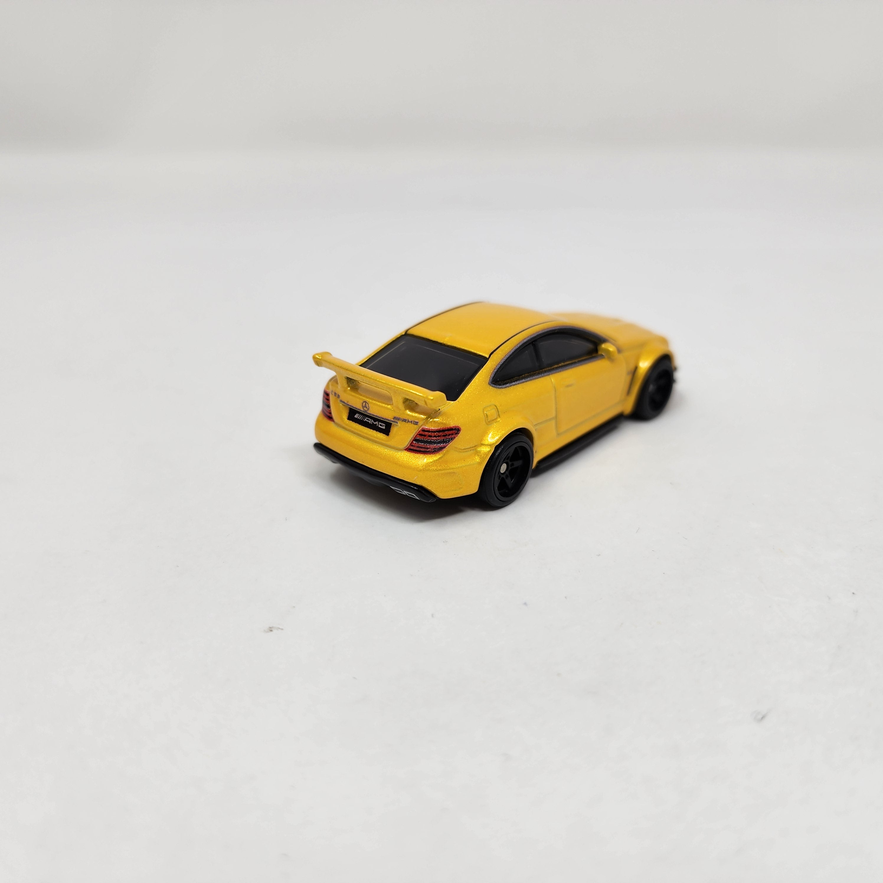 '12 Mercedes-Benz C 63 AMG Coupe * Yellow * 1:64 scale Loose Diecast Hot Wheels Boulevard、mySite、hgirdovlk