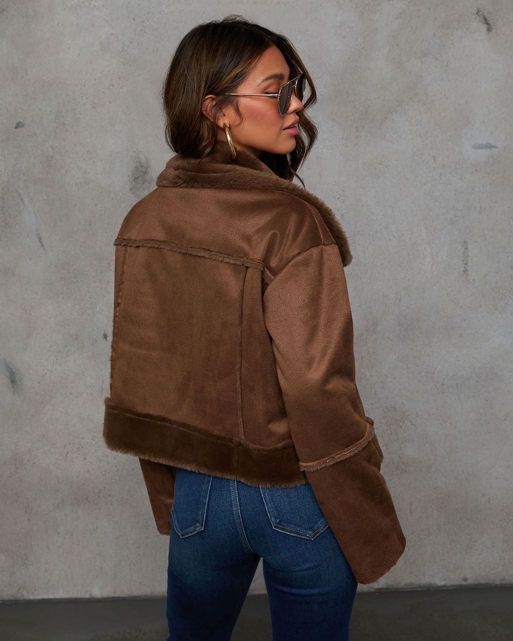 {product_title} - {shop_name}