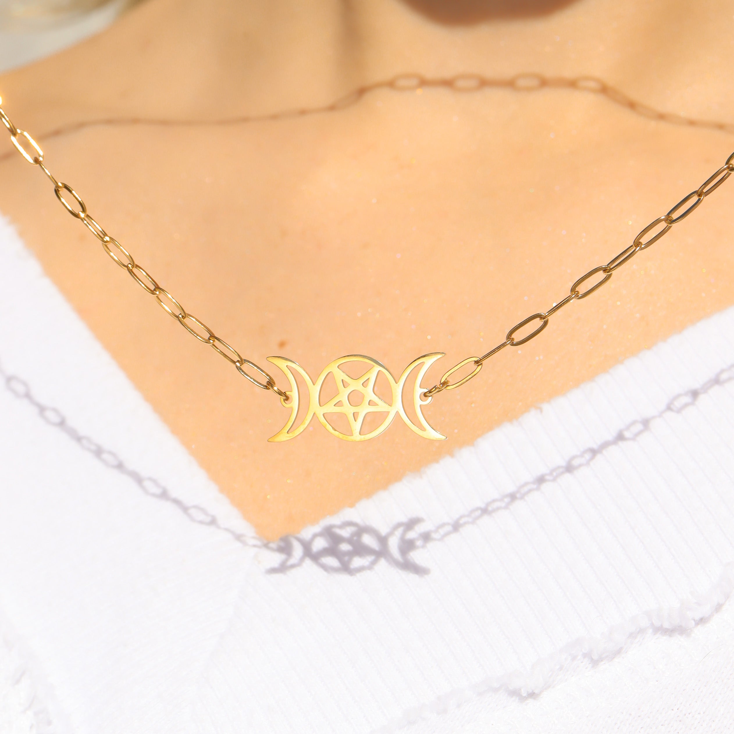 18K Gold Stainless Steel Triple Moon Goddess Connector Charm / PDL0179、mySite、dreamappss