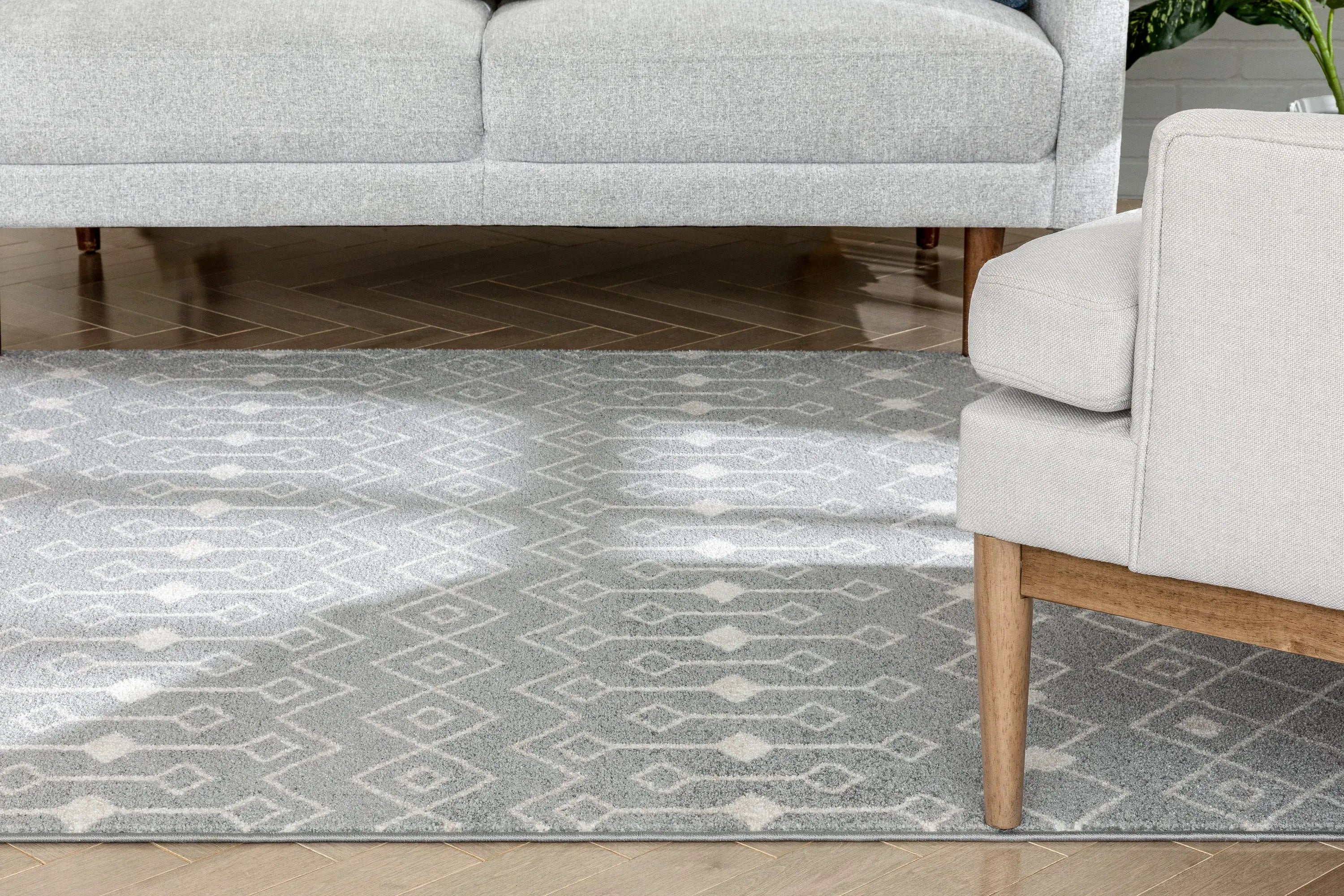 Transistora Nordic Tribal Trellis Pattern Grey Rug、mySite、gigharbornorthrealestate