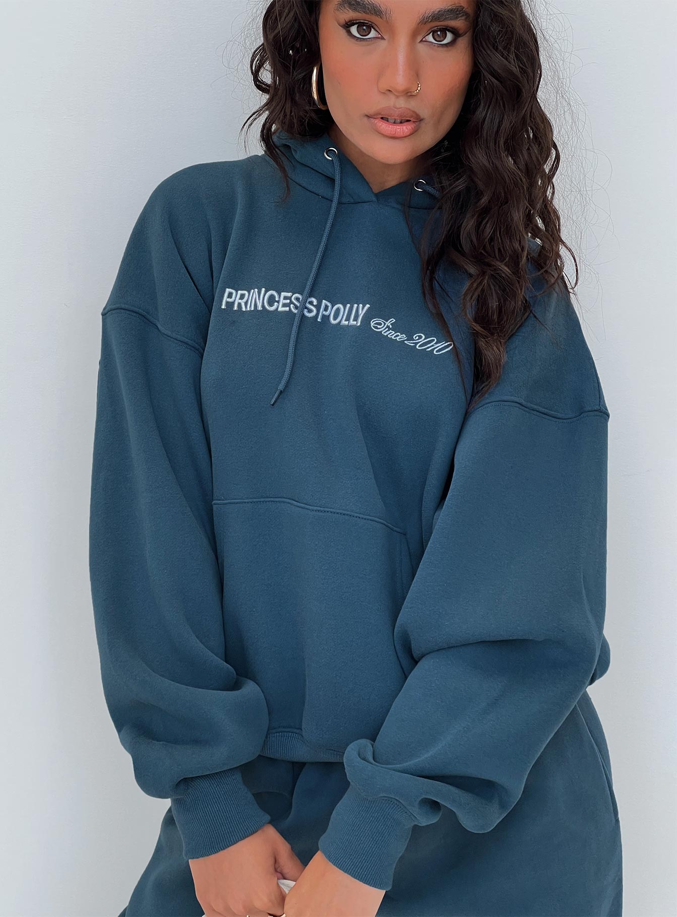 Princess Polly Hooded Sweatshirt Block / Cursive Text Slate、mySite、solidvoid