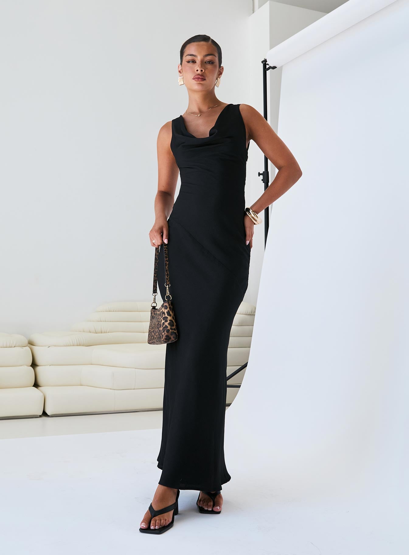Make Memories Cowl Neck Maxi Dress Black、mySite、solidvoid