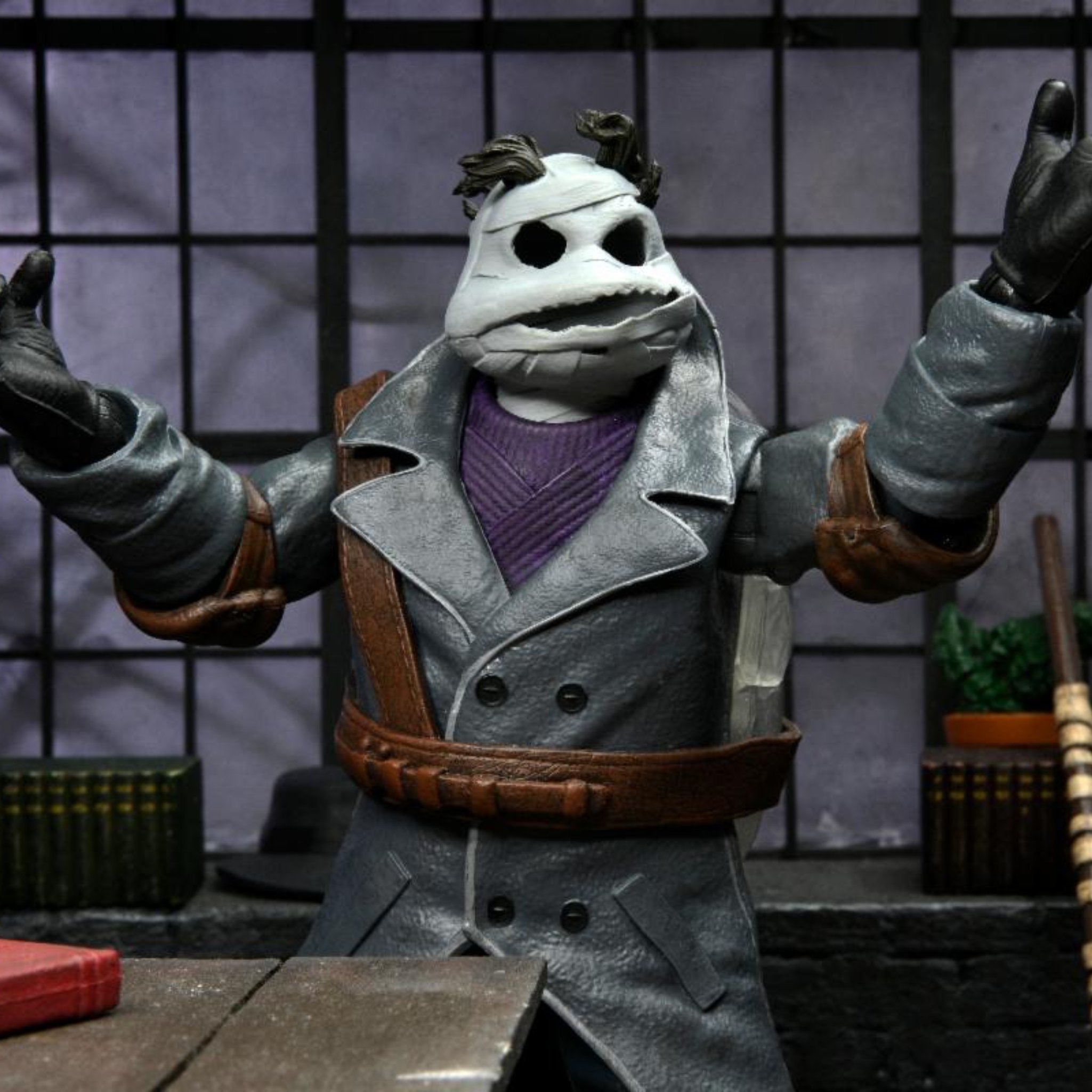 NECA Universal Monsters Teenage Mutant Ninja Turtles Donatello as The Invisible Man、mySite、hgirdovlk