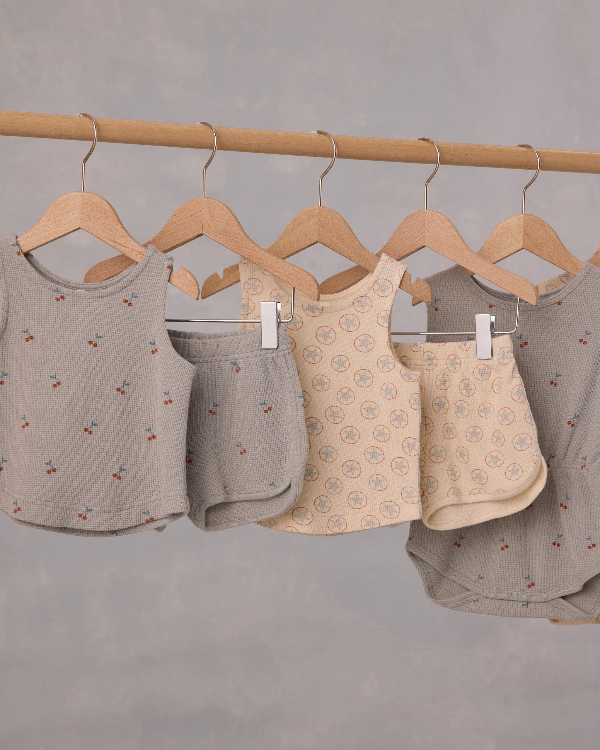  Kaycee Set || Cherries、mySite、layawaytickets