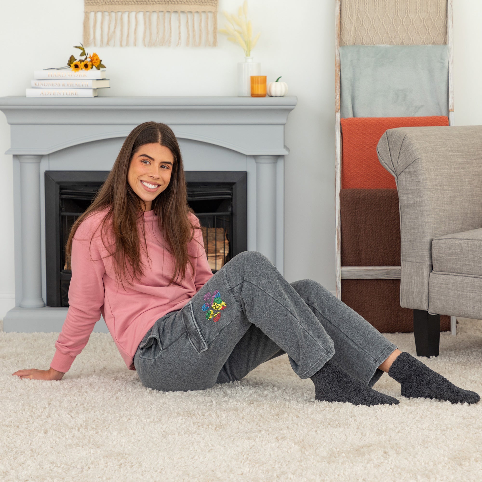 Paw Print Burnout Cargo Pocket Pants、mySite、camillekostekn