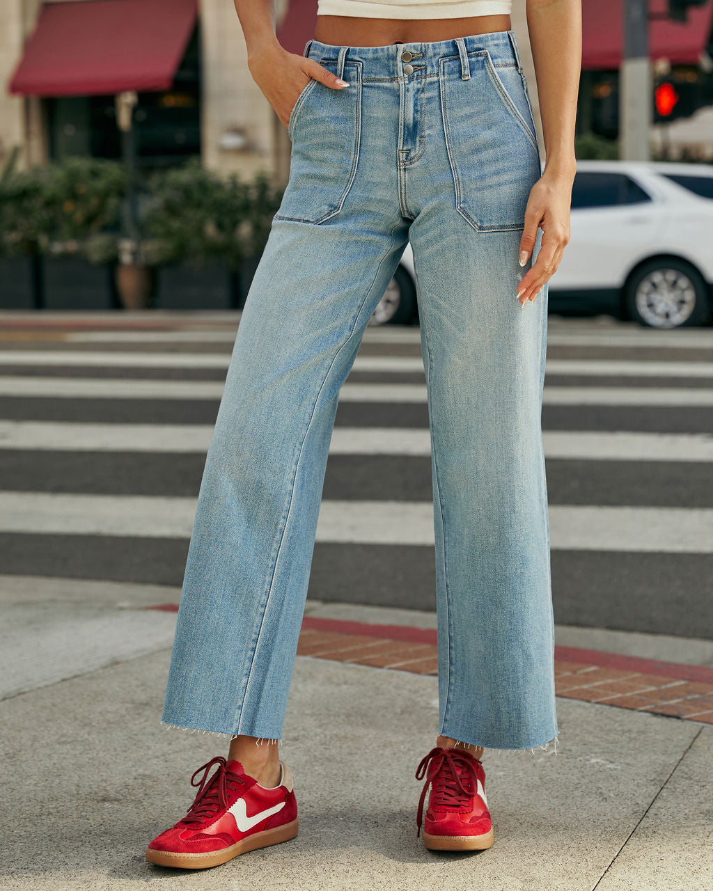 {product_title} - {shop_name}